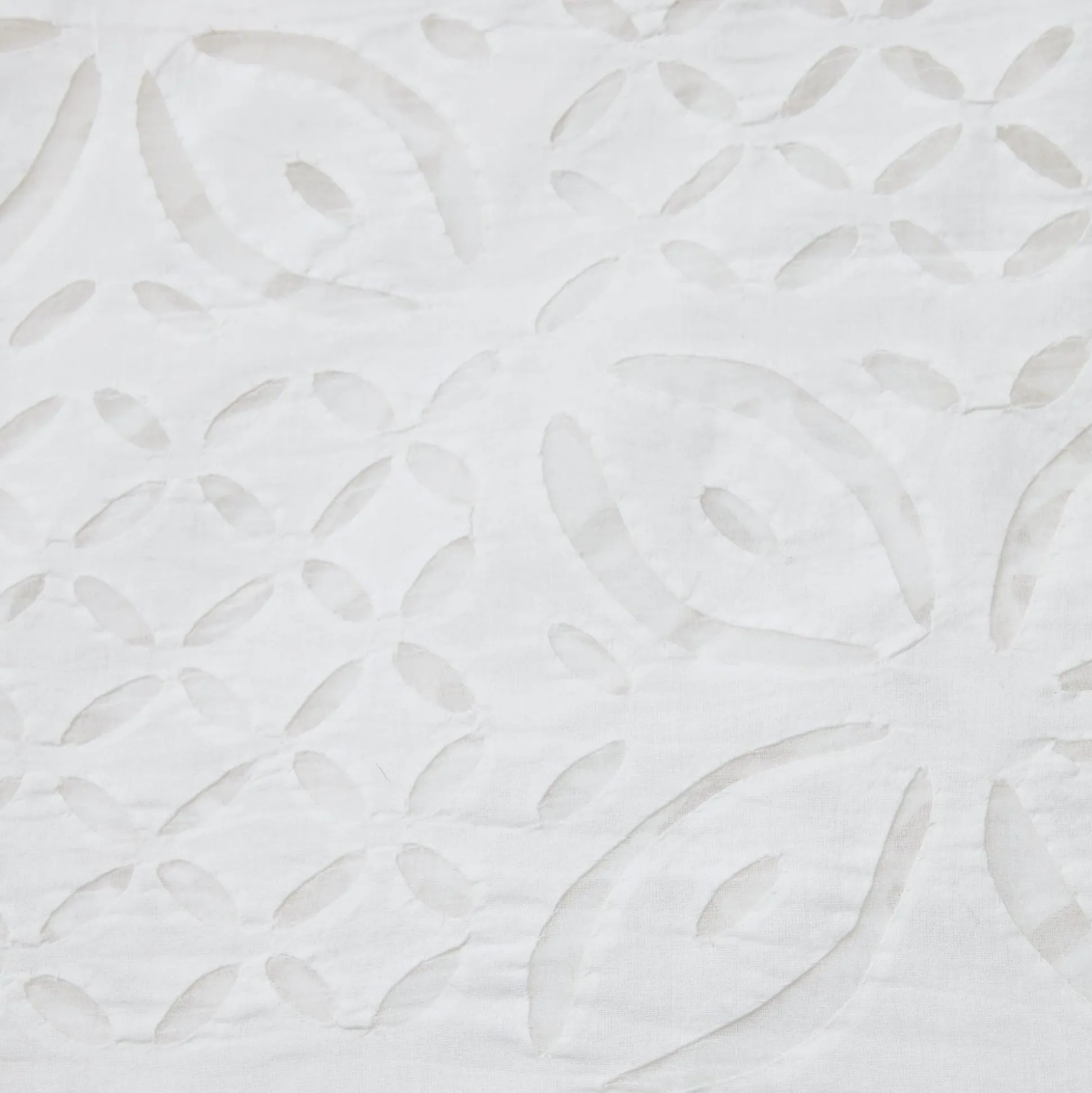 Applique White Tablecloth