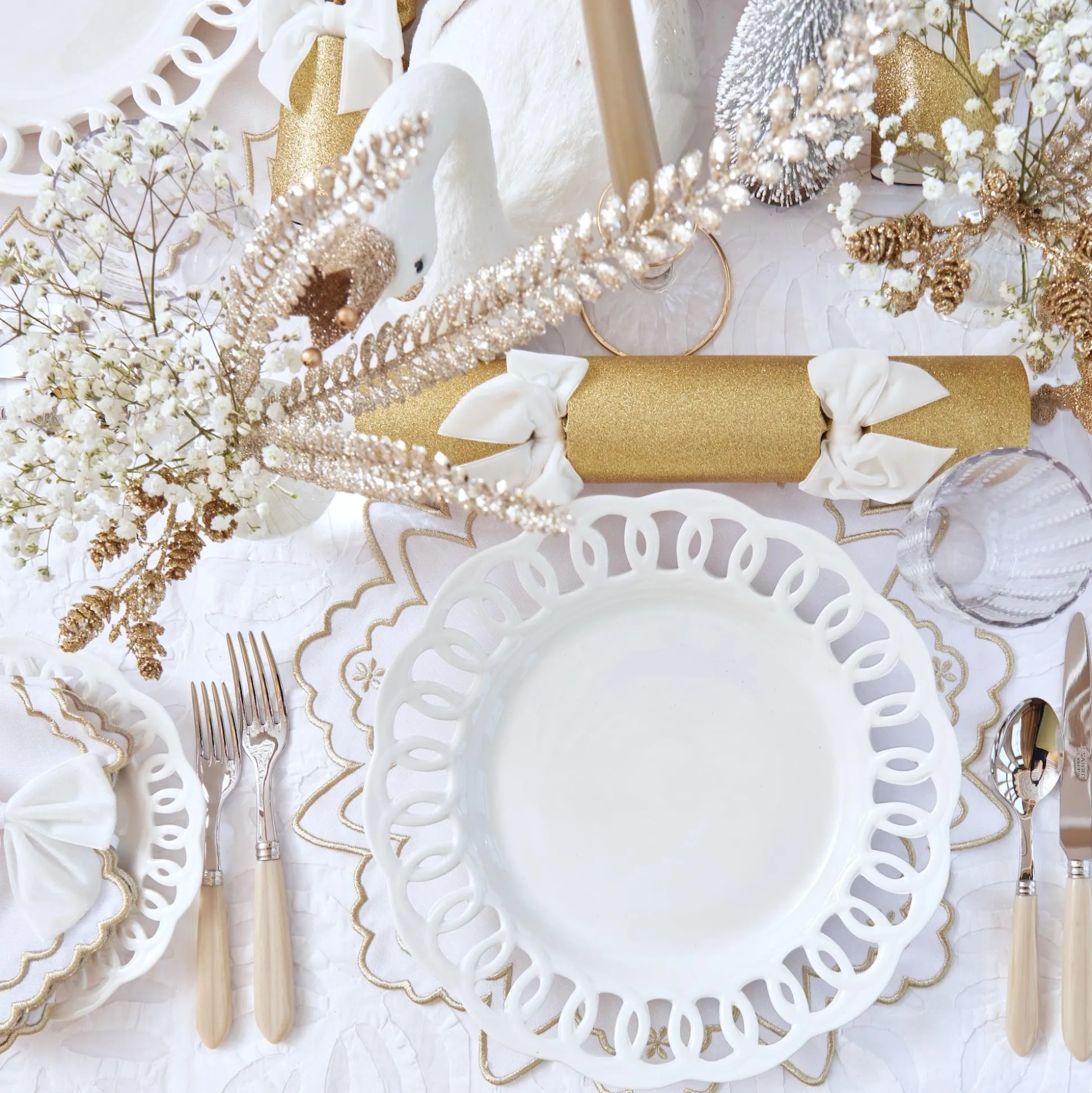 Applique White Tablecloth