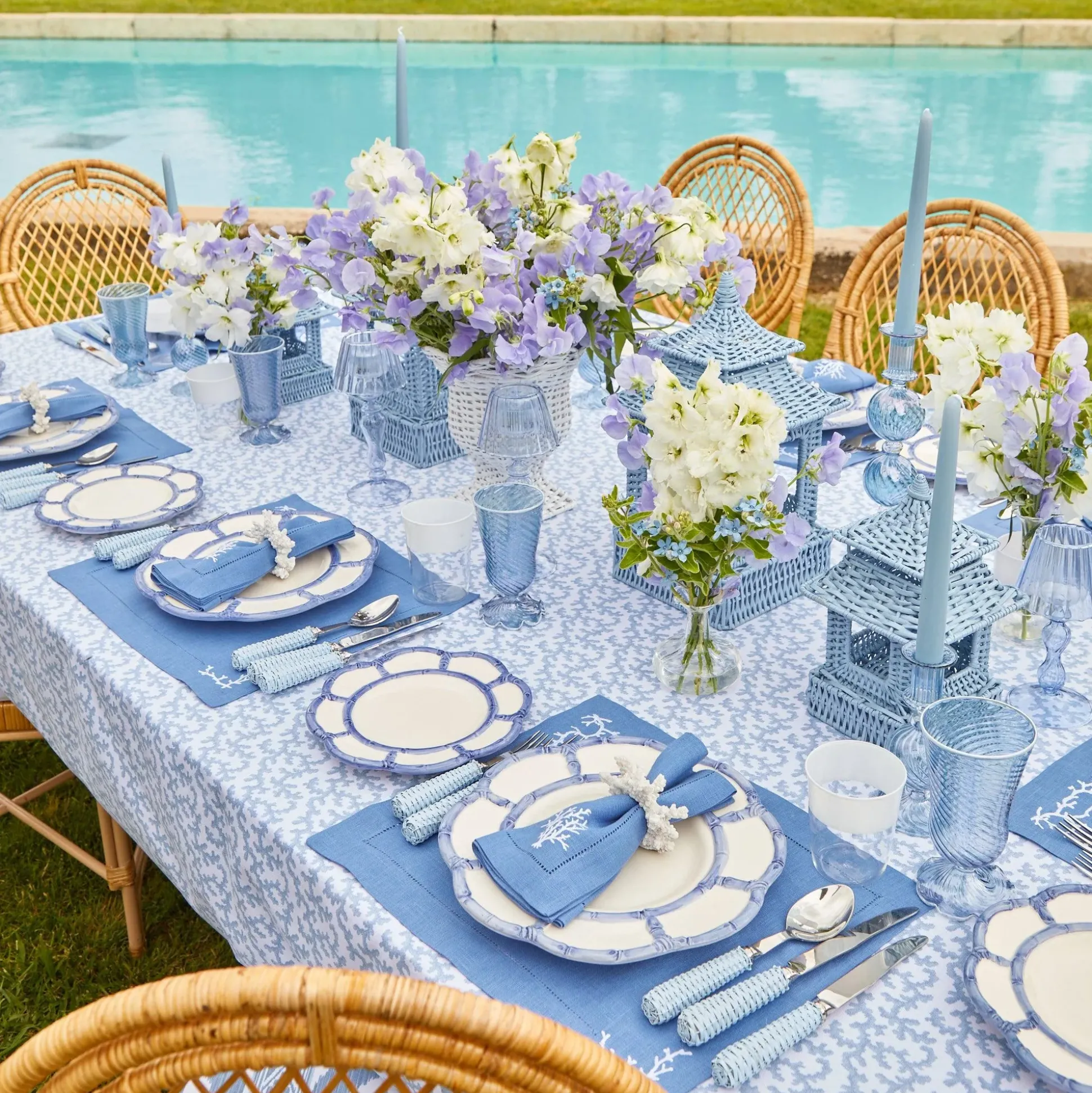 Blue Rattan Pagoda Lantern Set