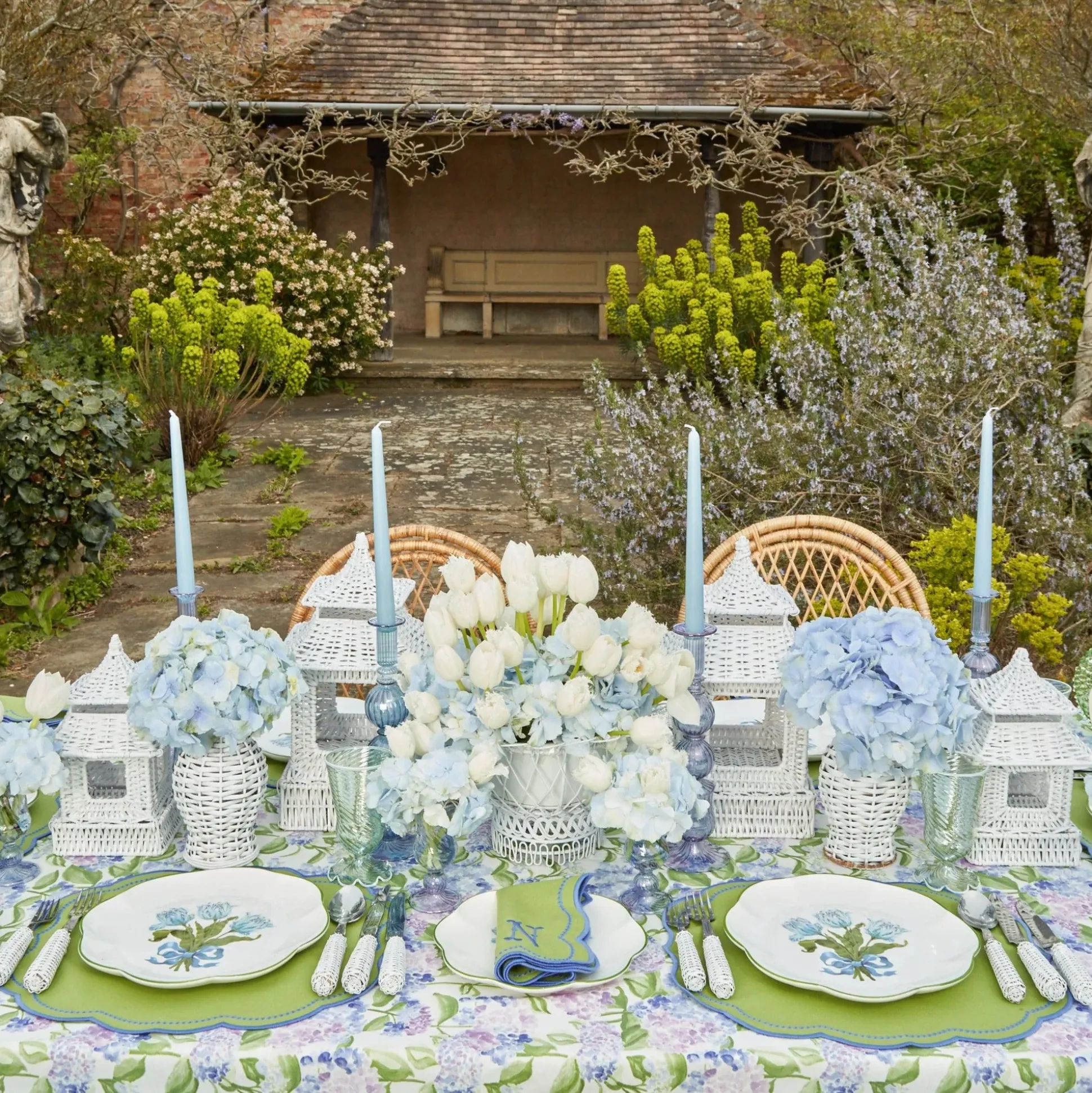 Blue Tulip Dinner Plate