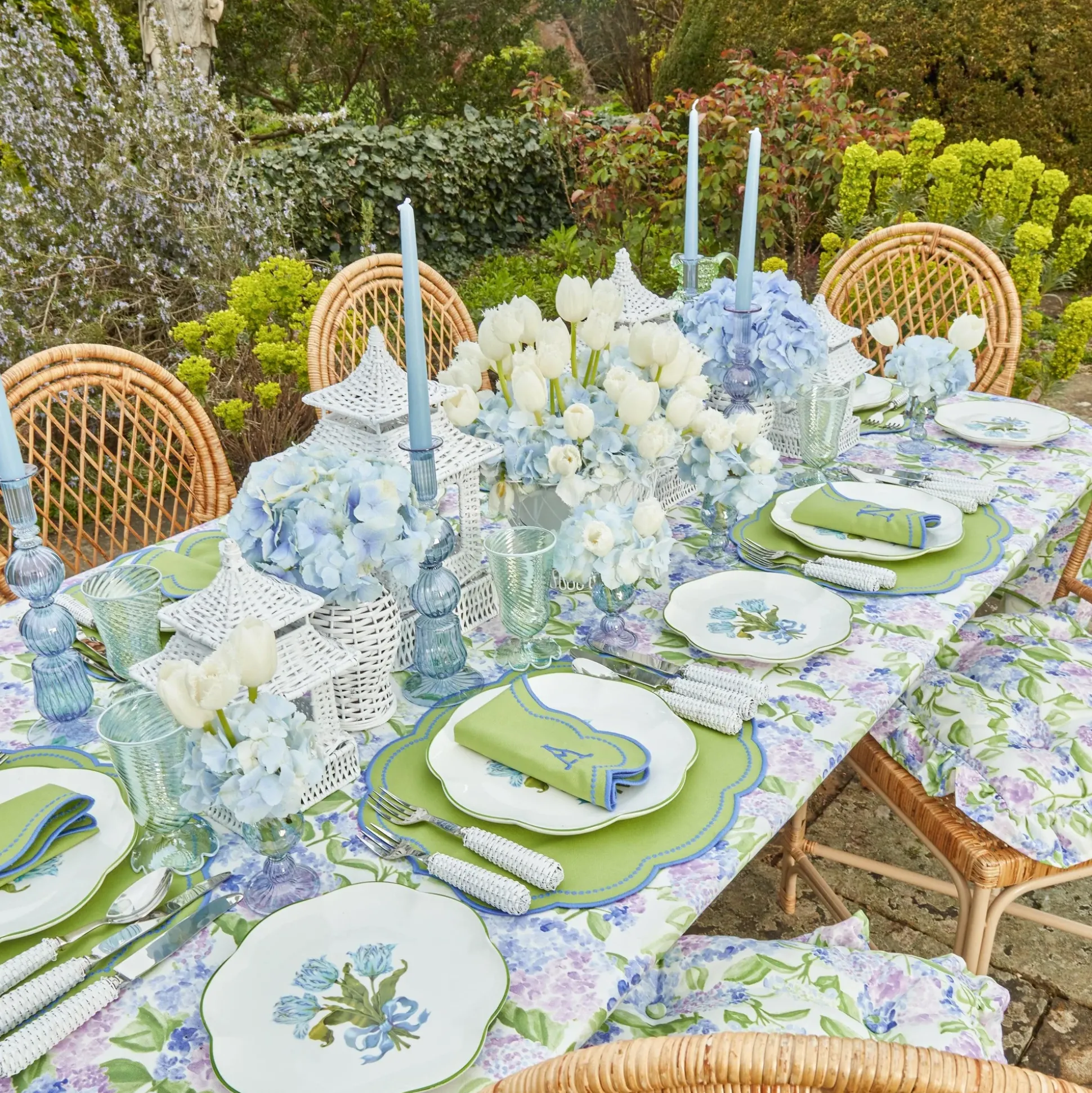 Blue Tulip Starter Plate