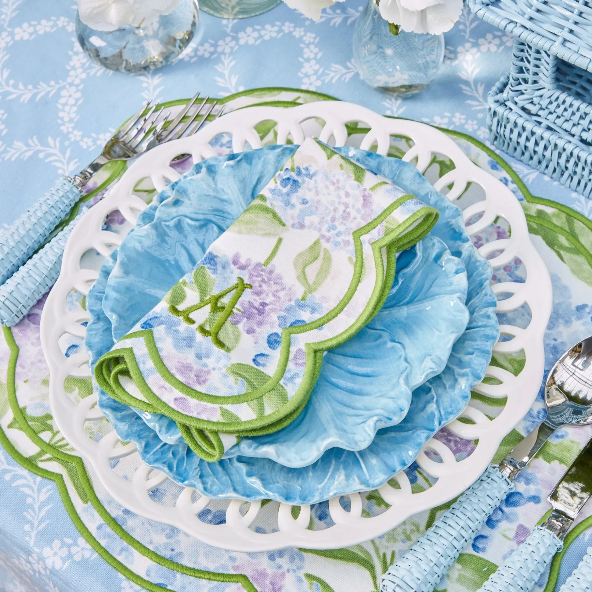 Camilla Hydrangea Placemats & Napkins (Set Of 4)