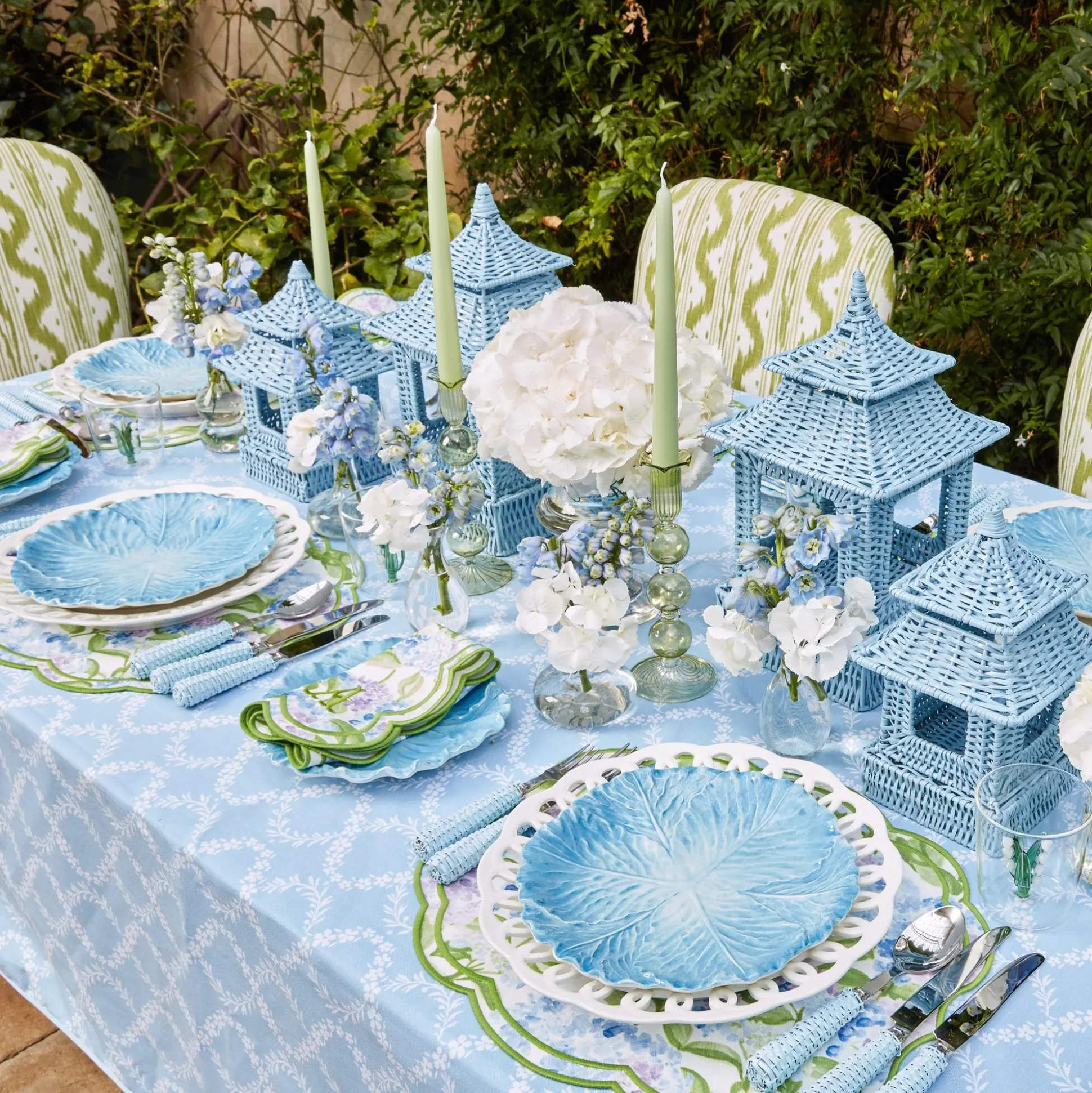 Camilla Hydrangea Placemats & Napkins (Set Of 4)