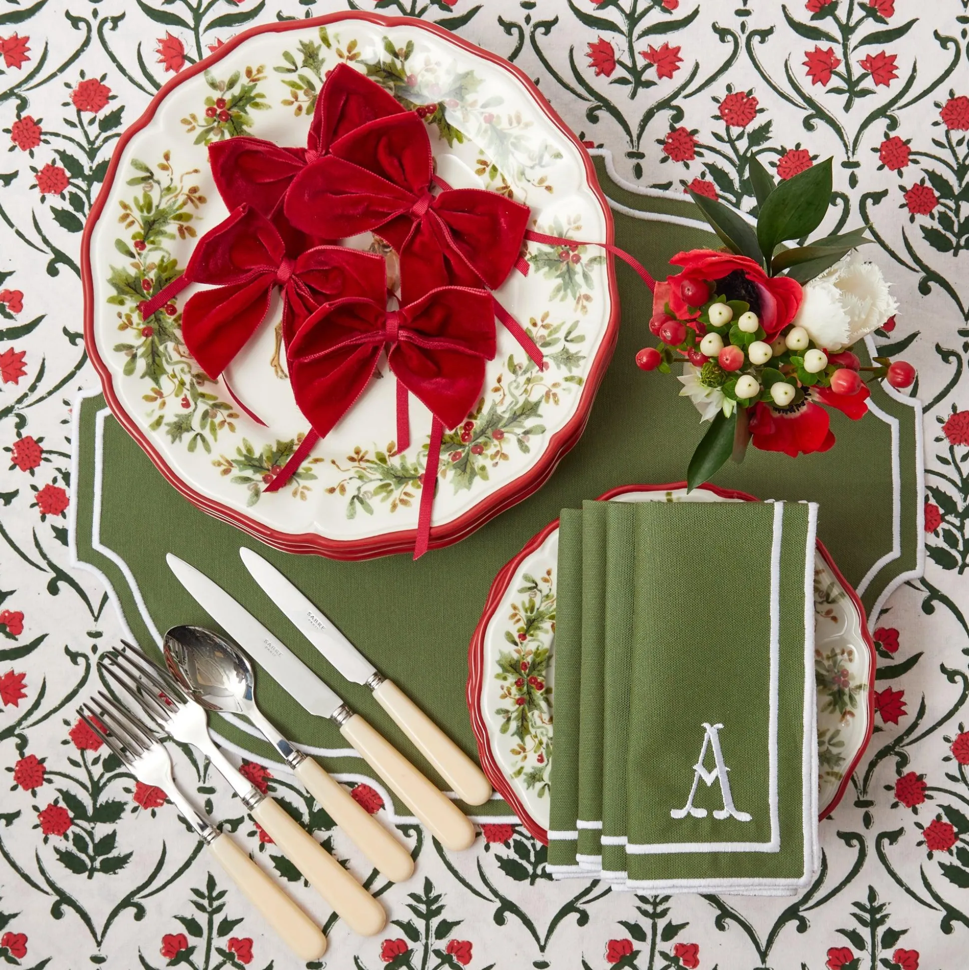 Christmas Garland Tablecloth