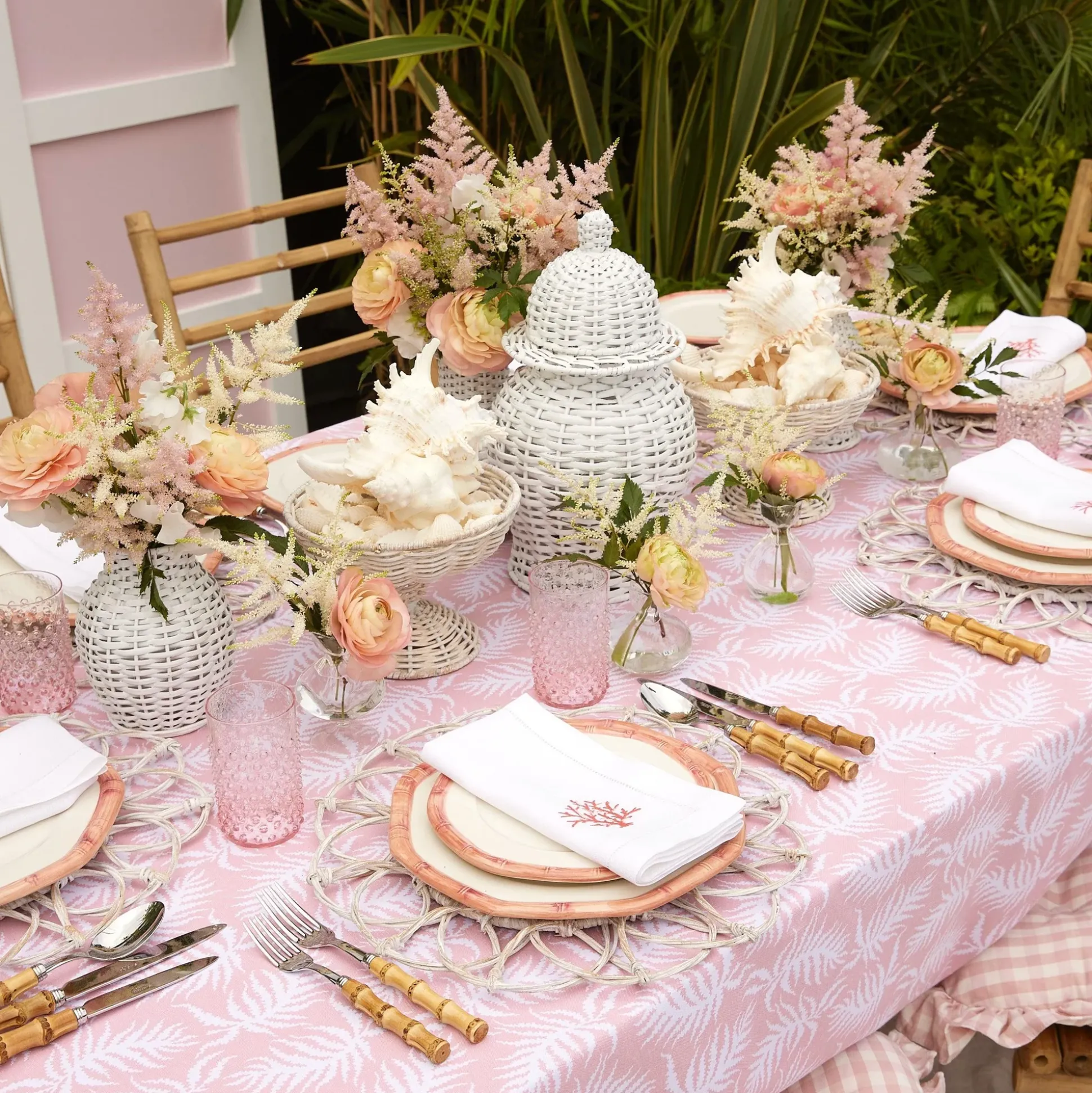 Coral Linen Napkins (Set Of 4)