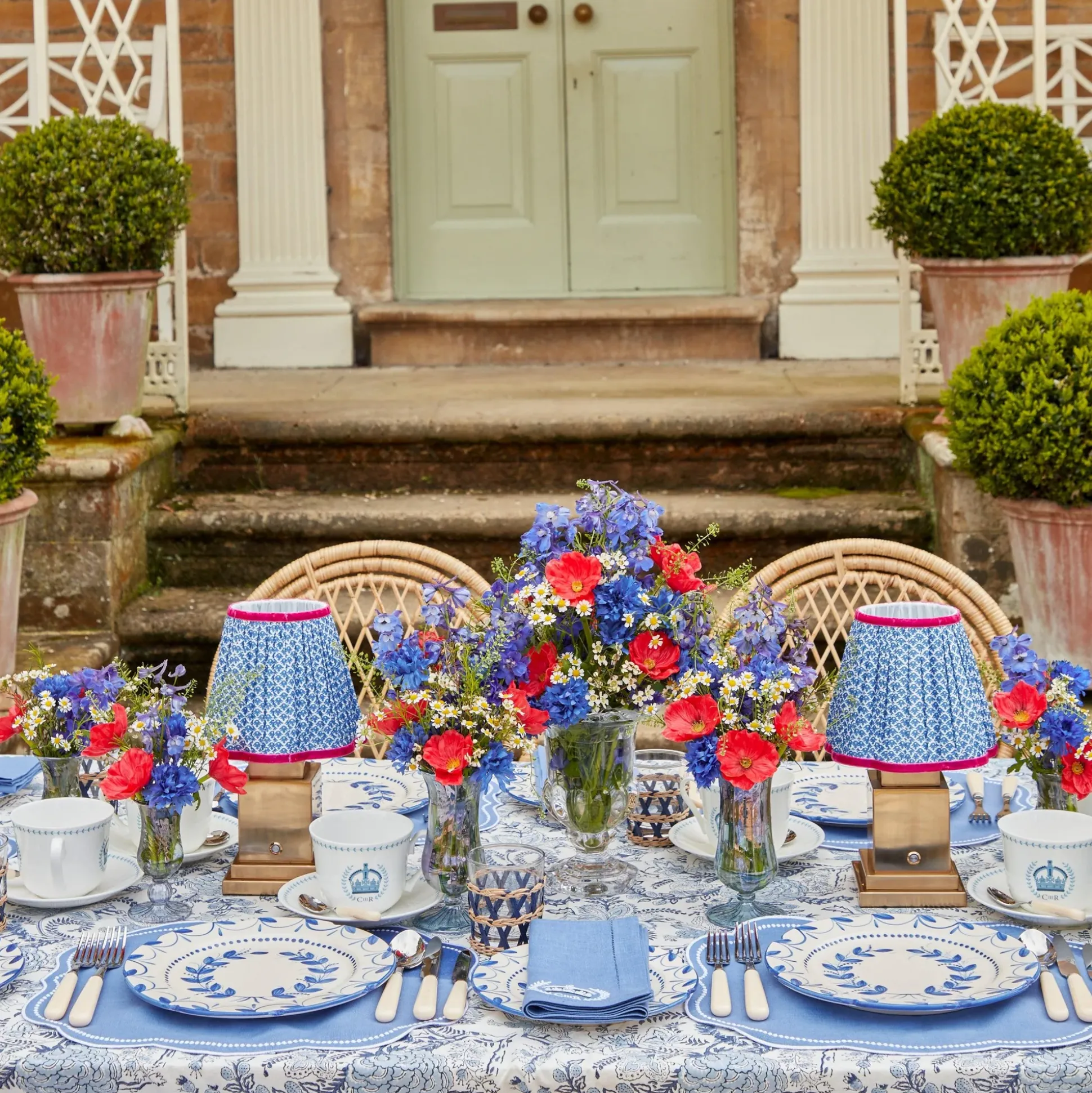 Coronation Breakfast Cup & Saucer (Set Of 4)