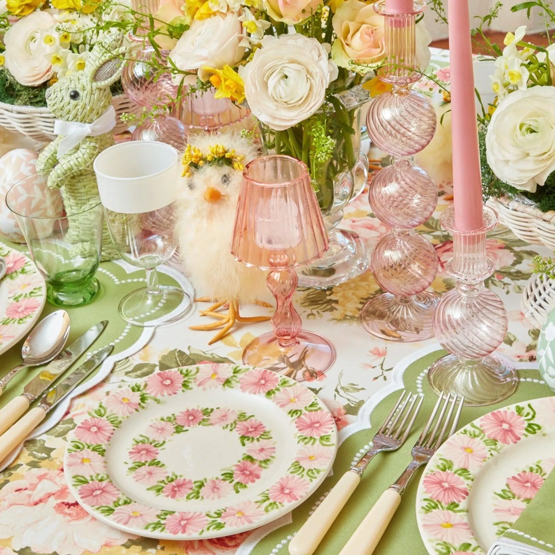 Dahlia Garland Starter Plate