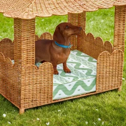 Dorothy Pagoda Dog Bed