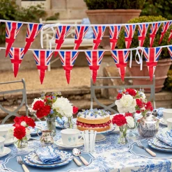 Elizabeth Garland Cake Stand