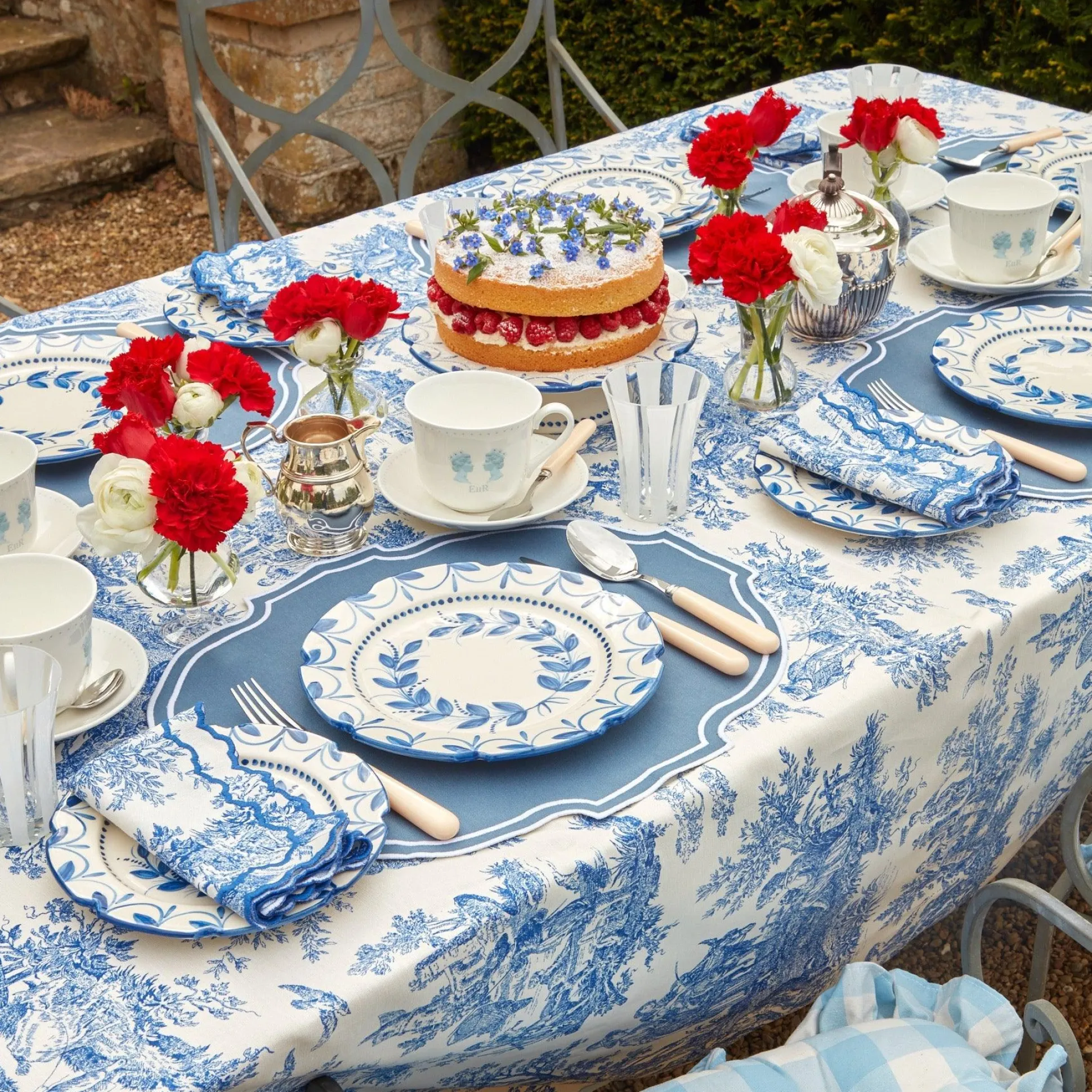 Elizabeth Garland Dinner Plates (Set Of 4)