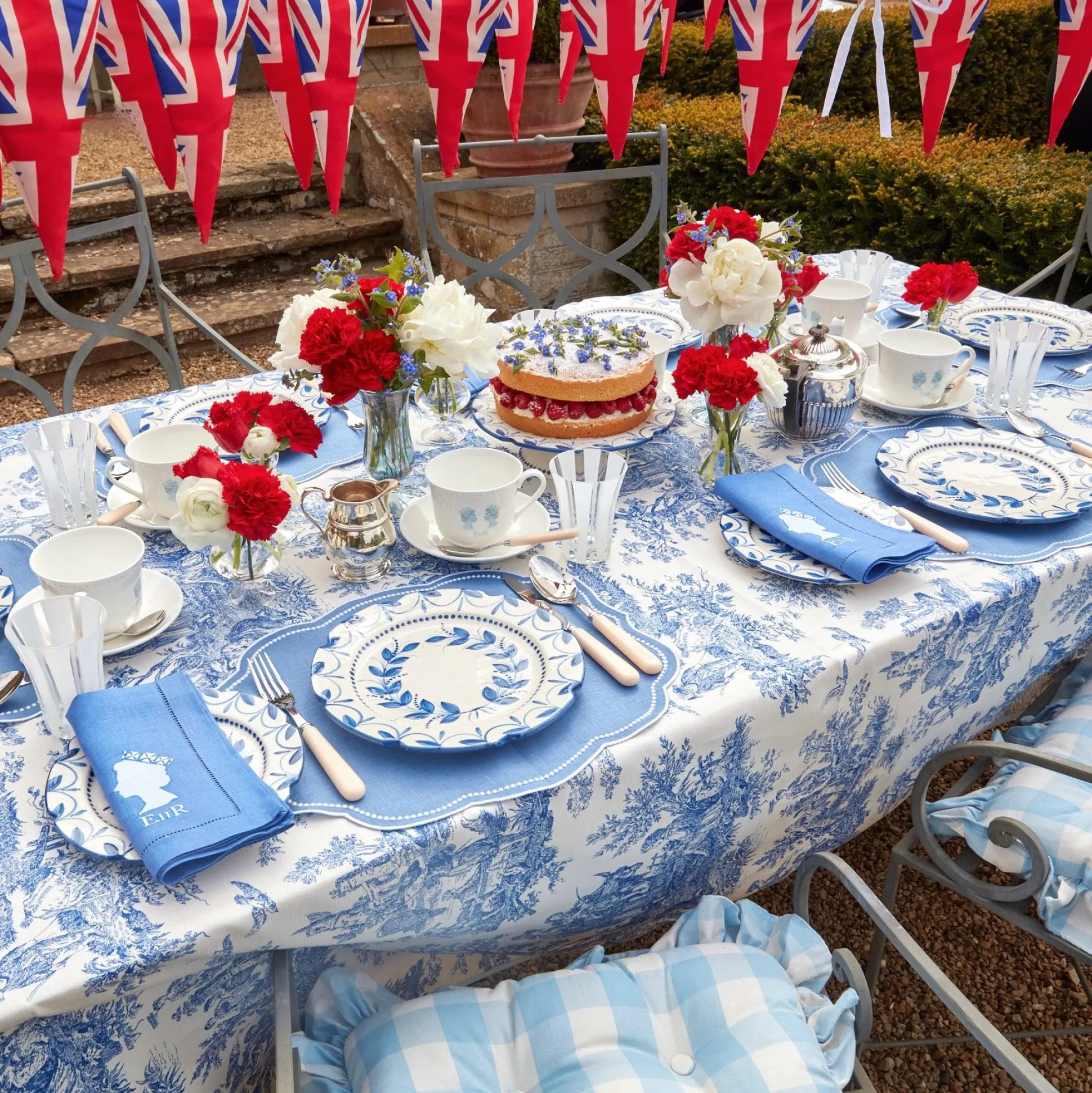 Elizabeth Garland Starter Plate