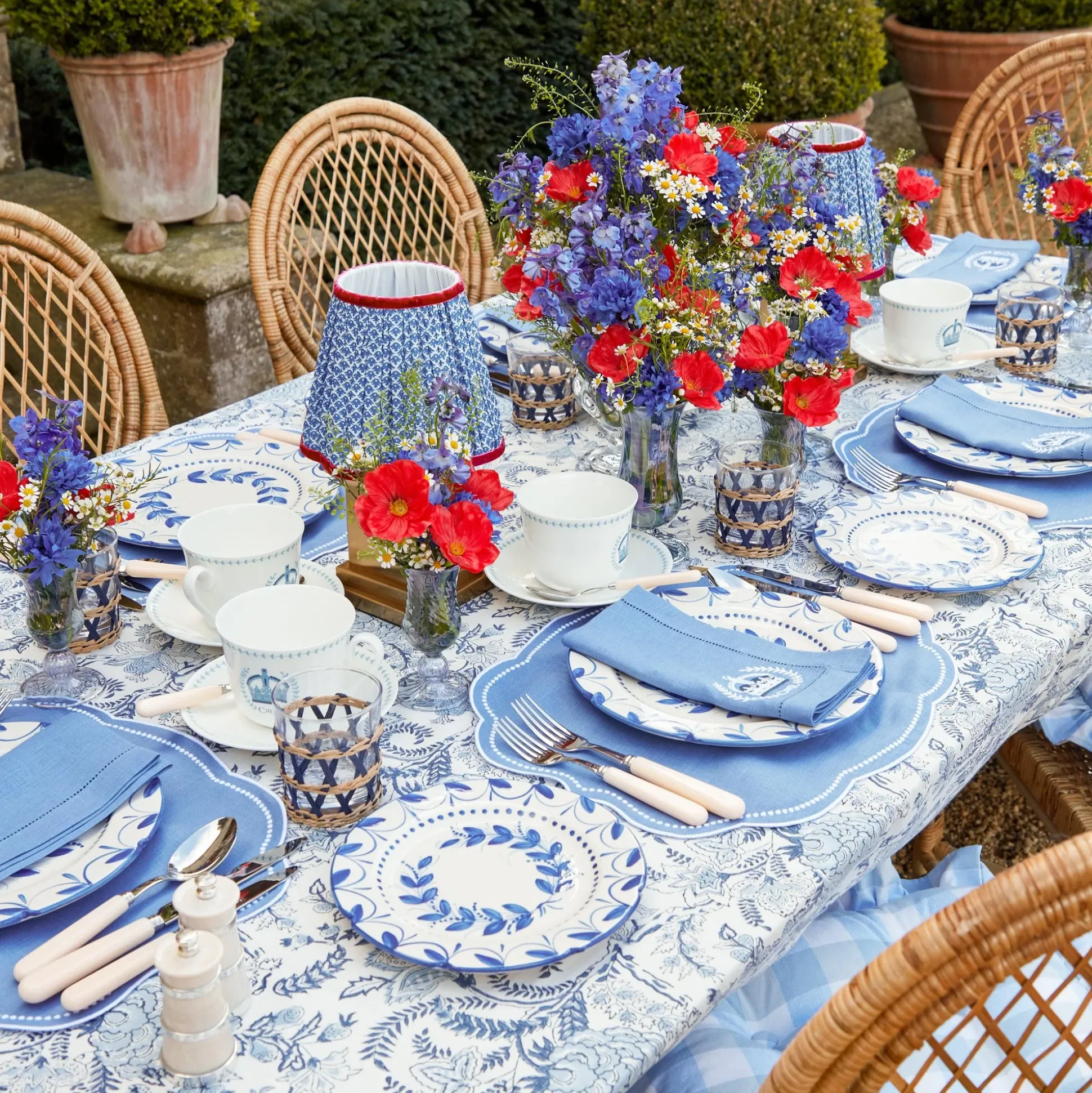 Elizabeth Garland Starter Plate