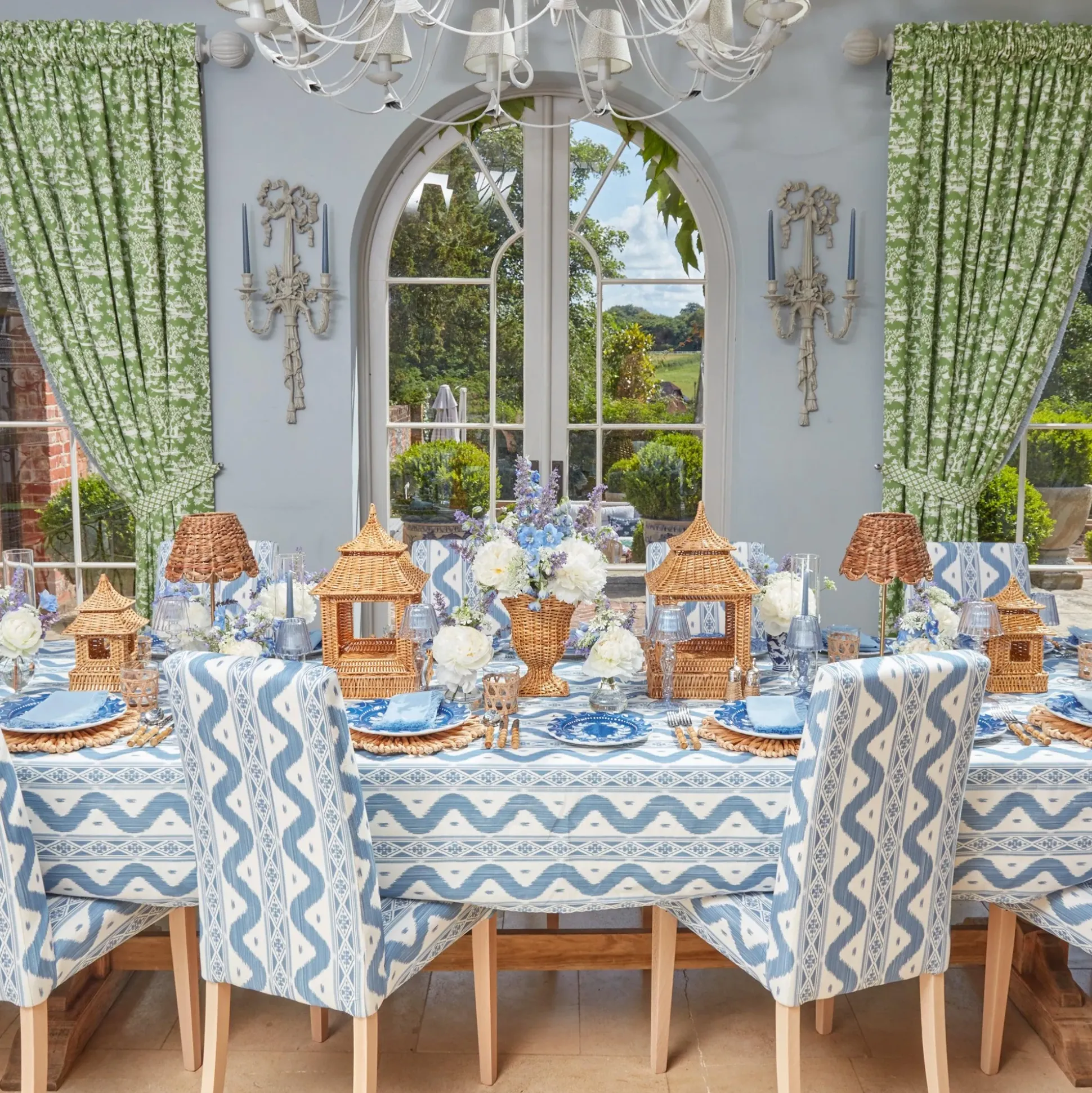 Extra Large Natural Rattan Pagoda Lantern