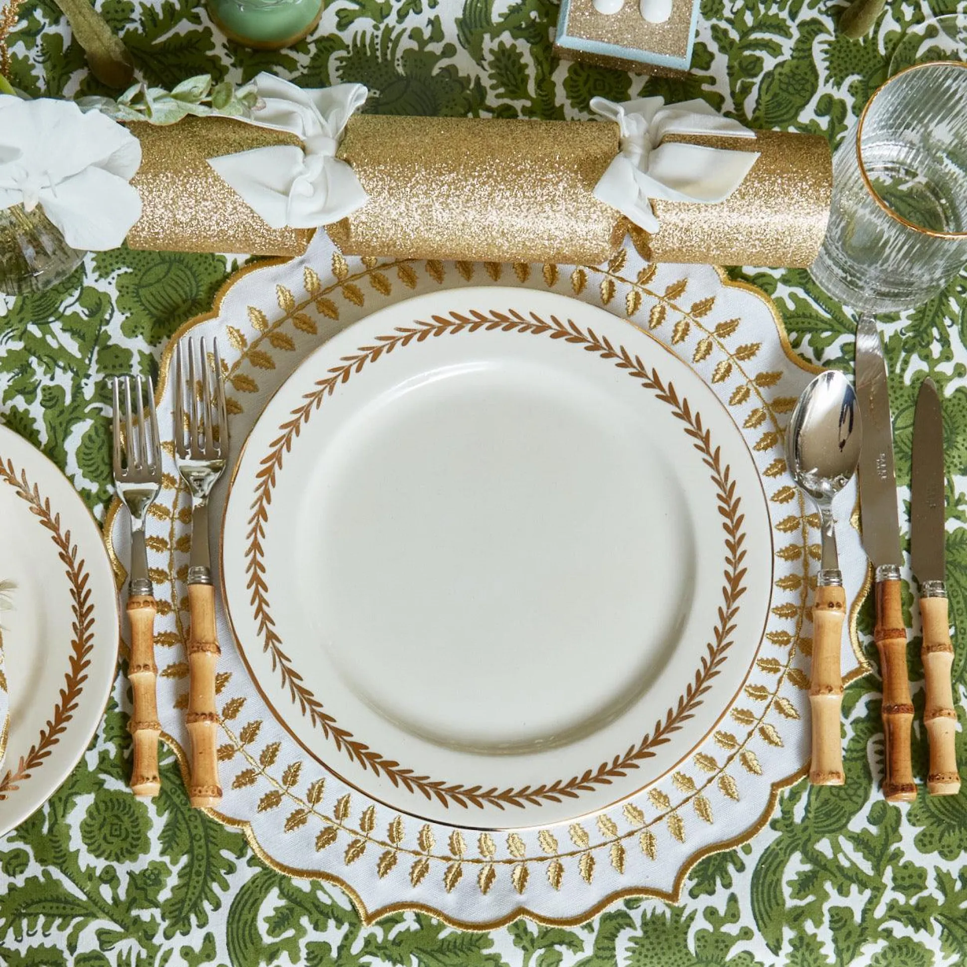 Gold Garland Dinner Plates (Set Of 4)