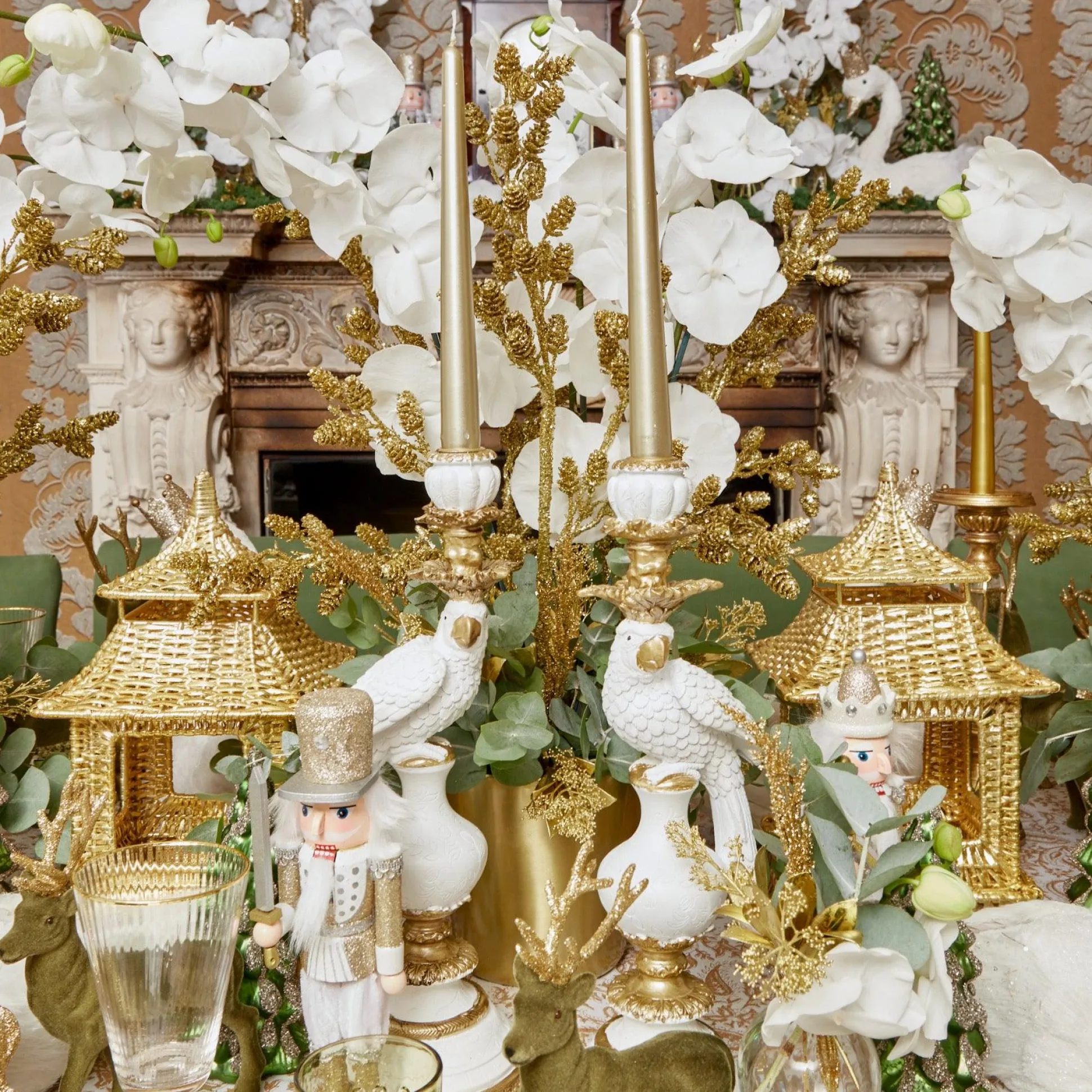 Gold Rattan Pagoda Lantern