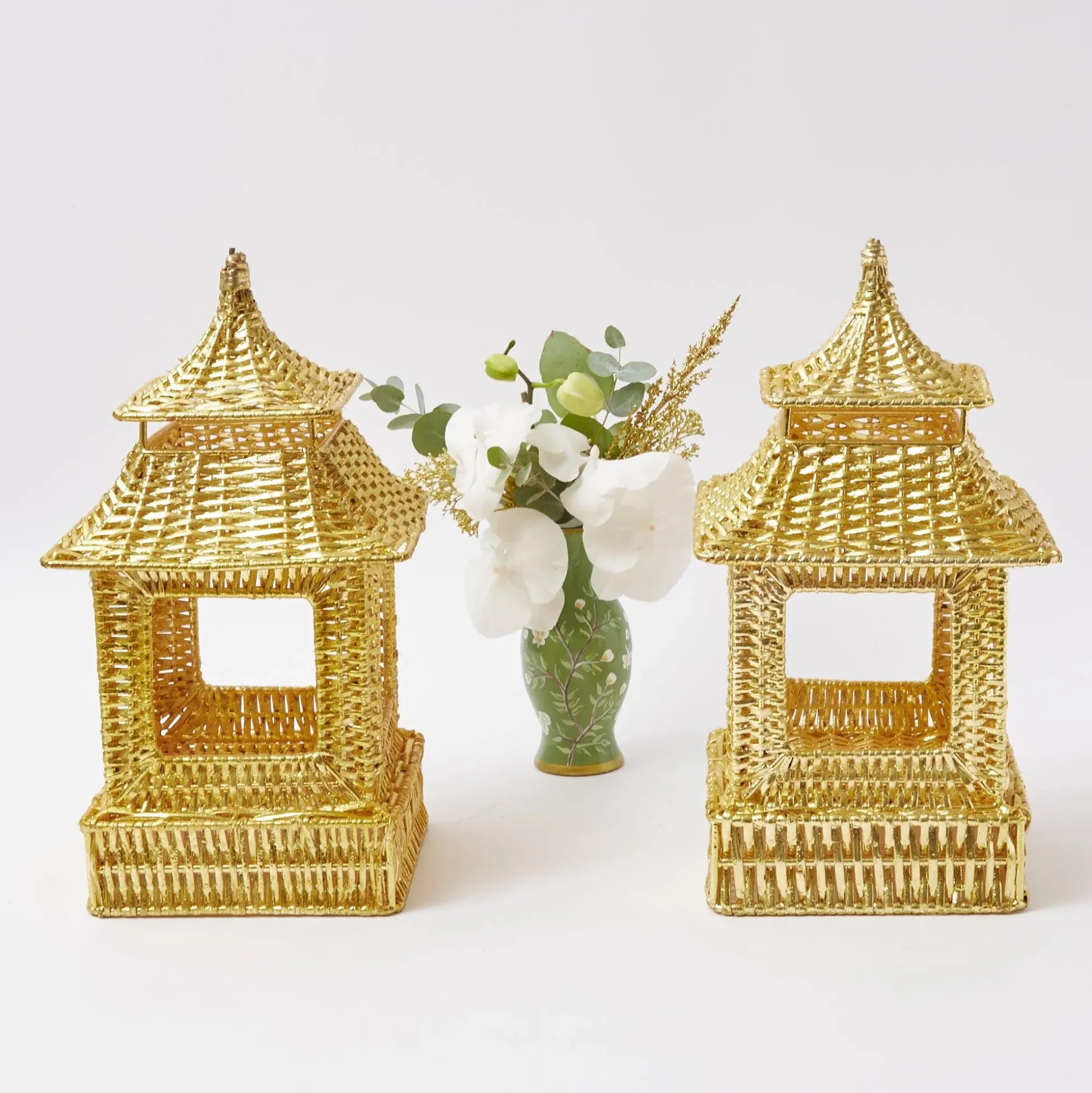 Gold Rattan Pagoda Lantern