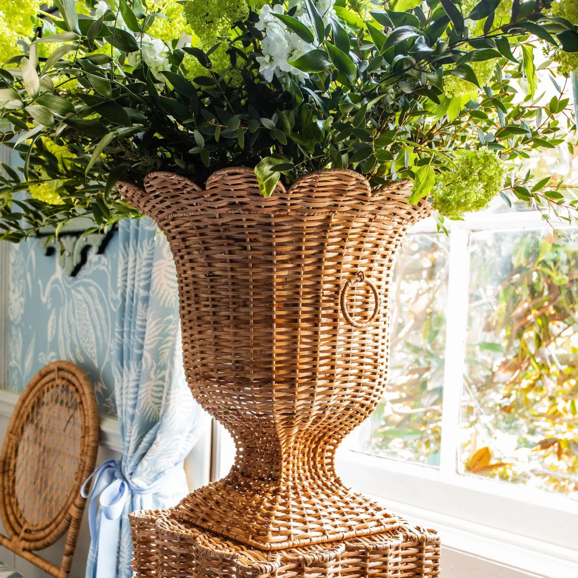 Liliana Scalloped Rattan Pedestal And Urn