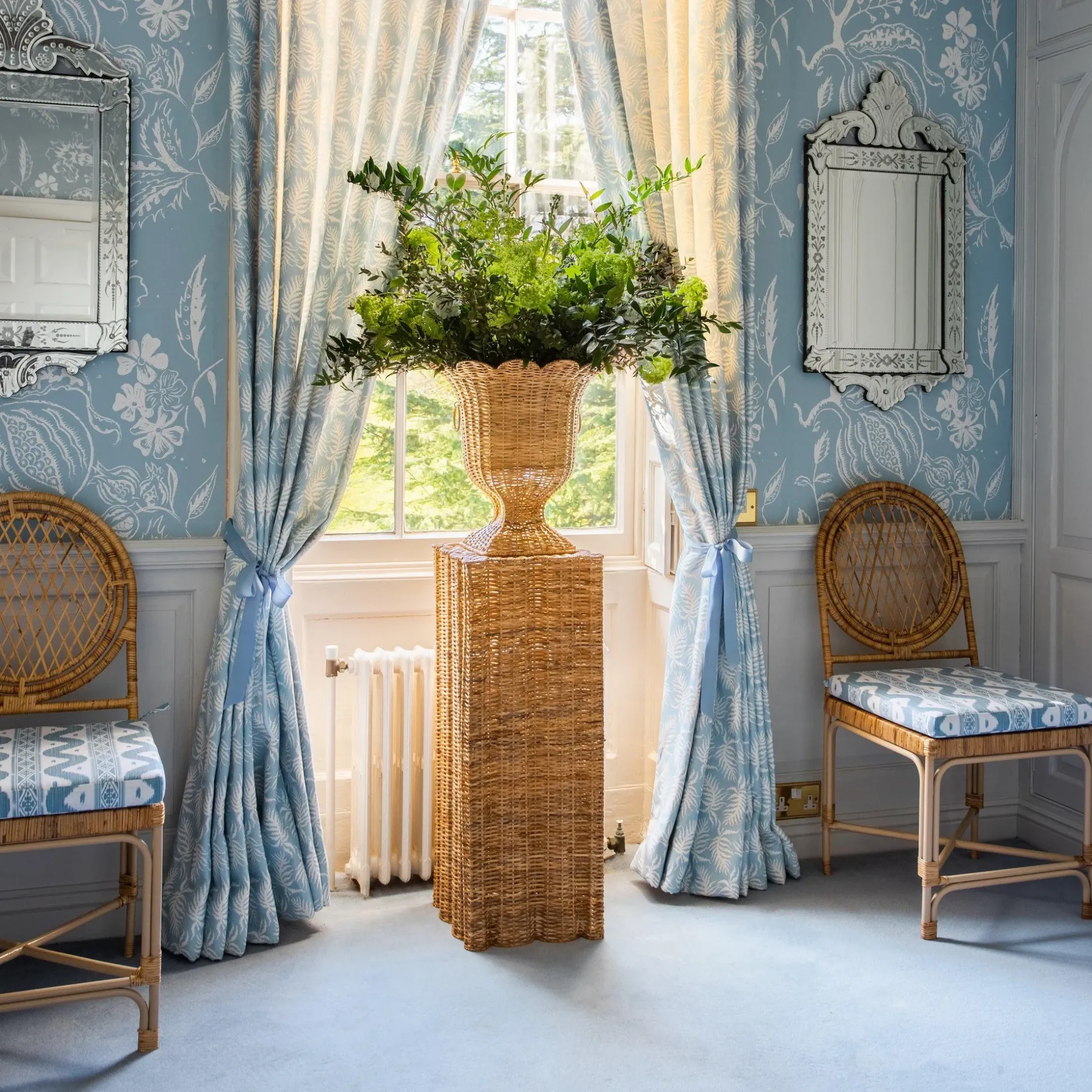 Liliana Scalloped Rattan Pedestal And Urn