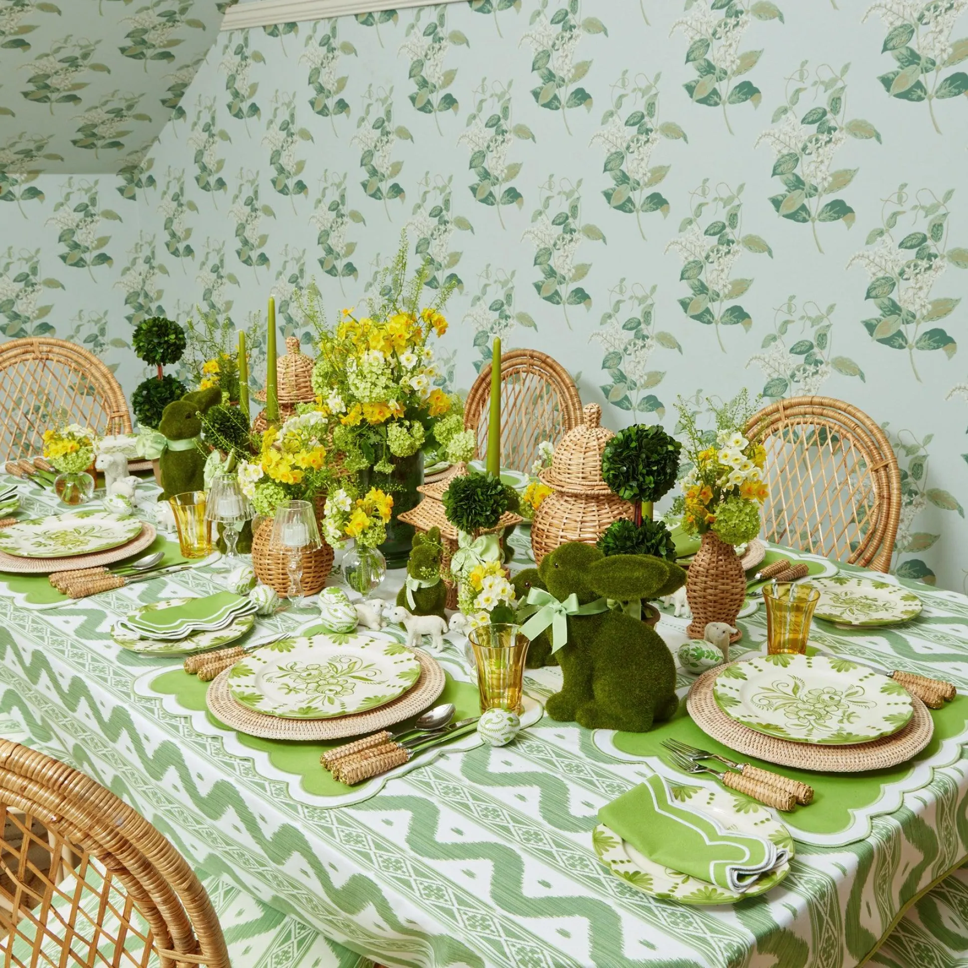 Lily Of The Valley Decoration Set