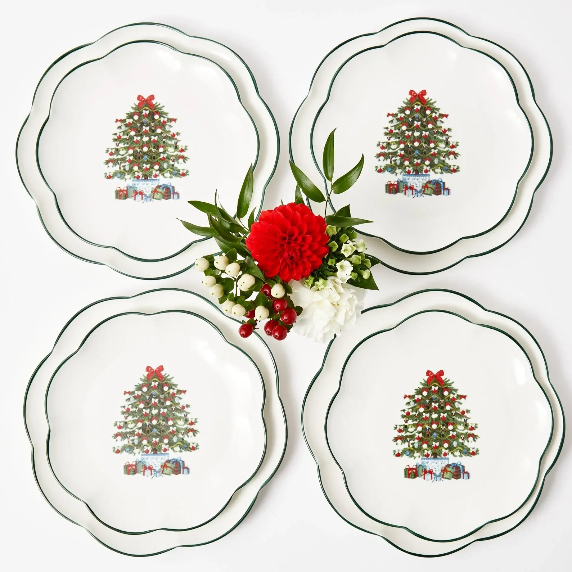 Mrs. Alice Christmas Tree Starter Plate (Set Of 4)