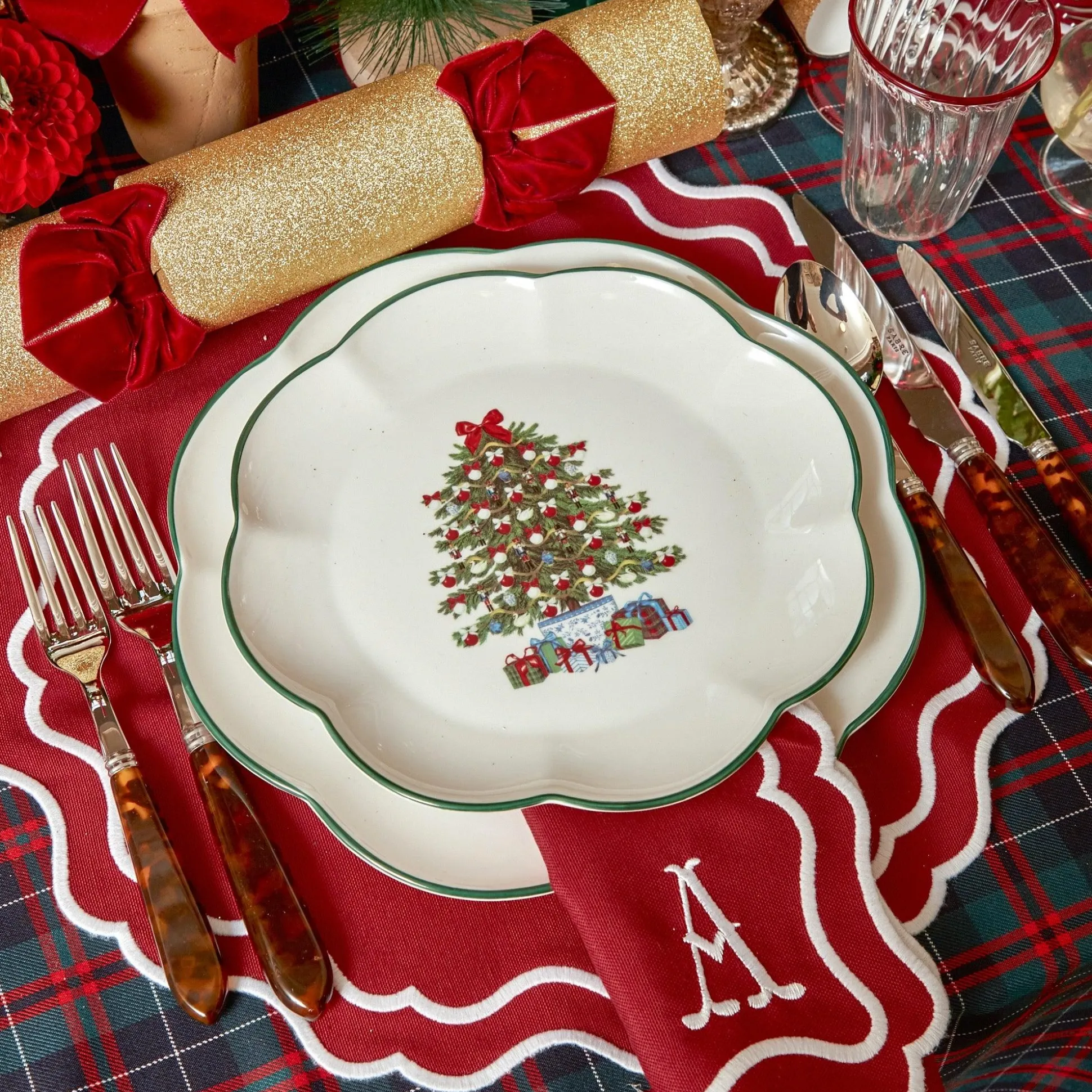 Mrs. Alice Christmas Tree Starter Plate (Set Of 4)