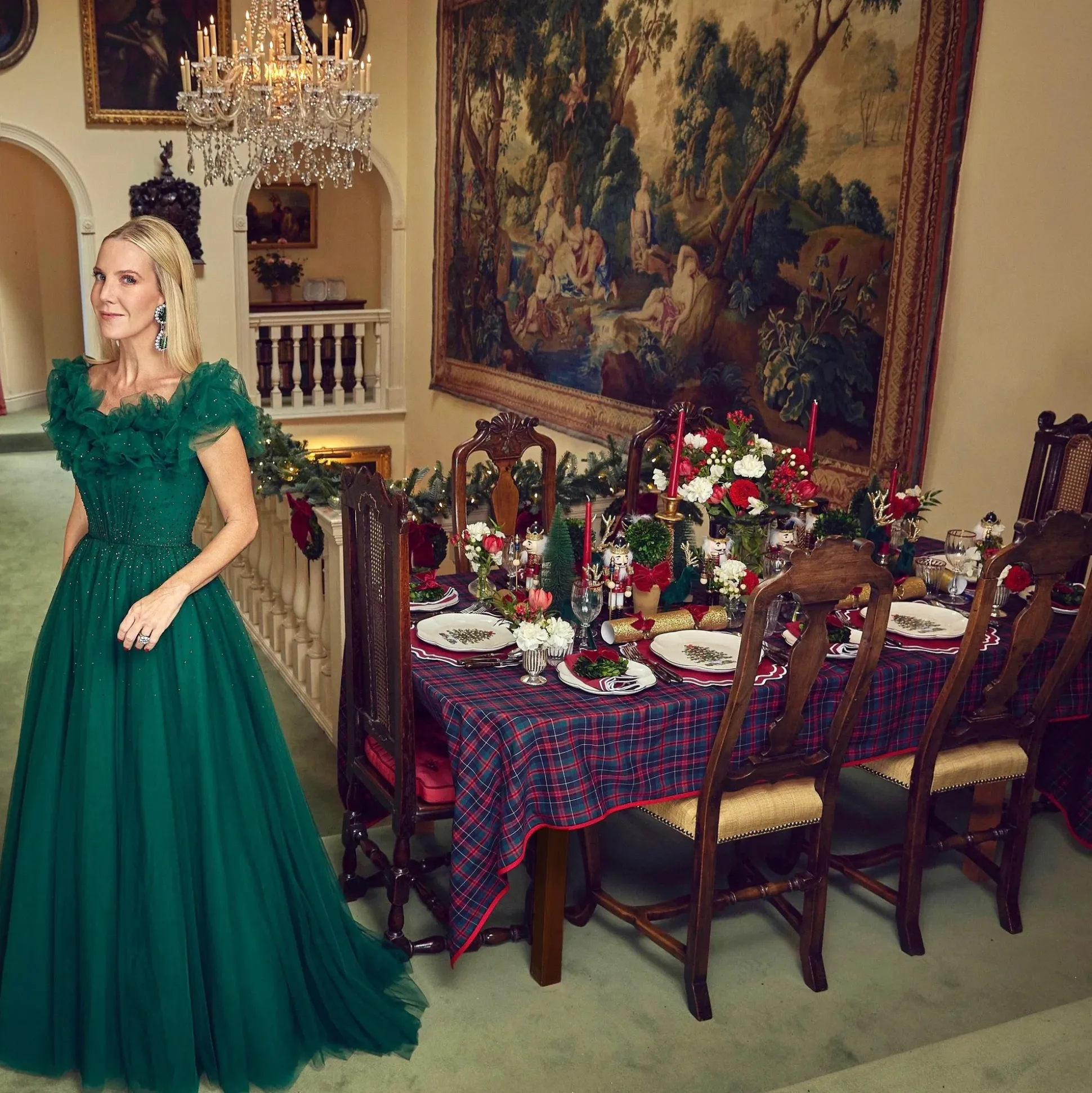 Mrs. Alice Christmas Tree Dinner Plate (Set Of 4)