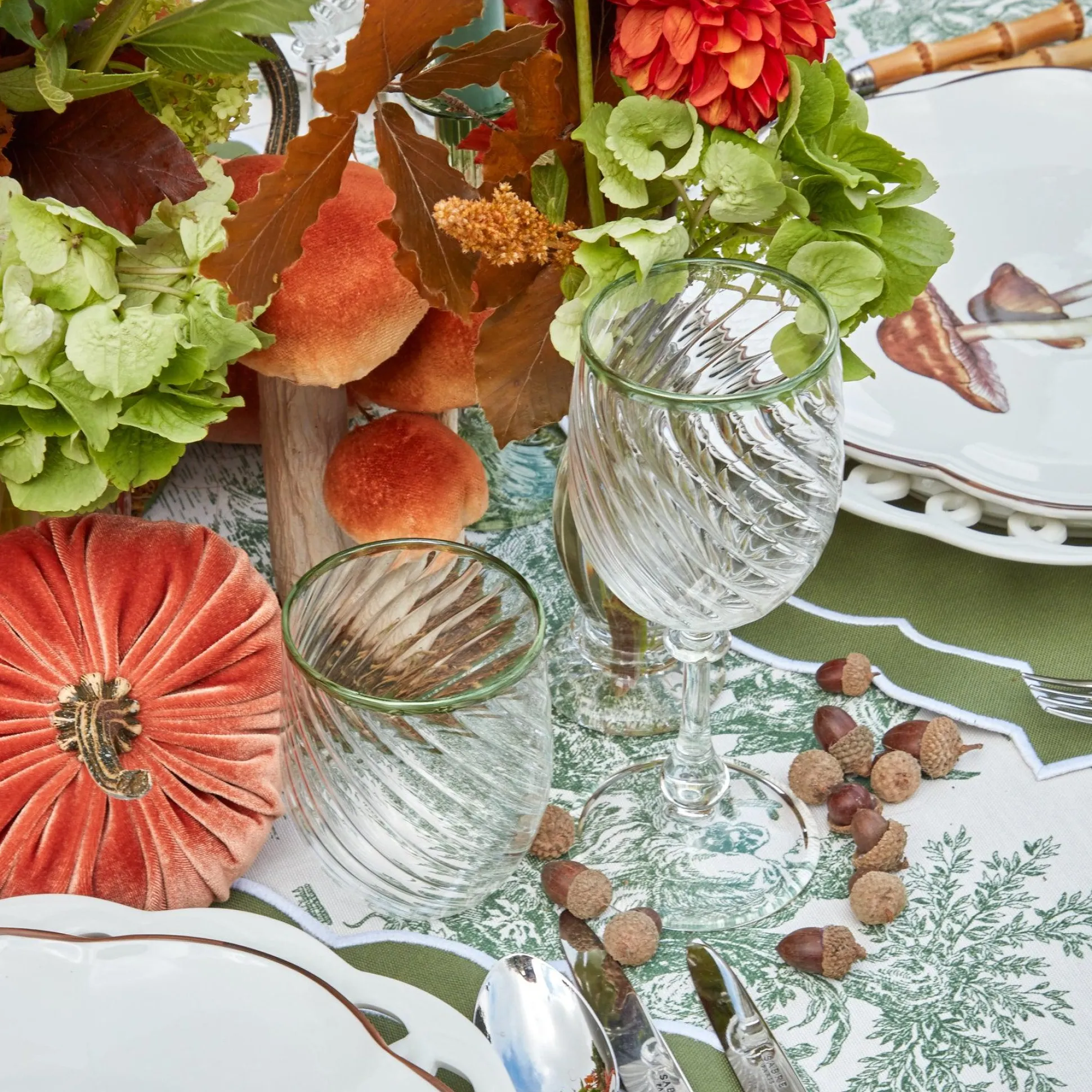 Olive Rim Swirl Wine Glasses (Set Of 4)