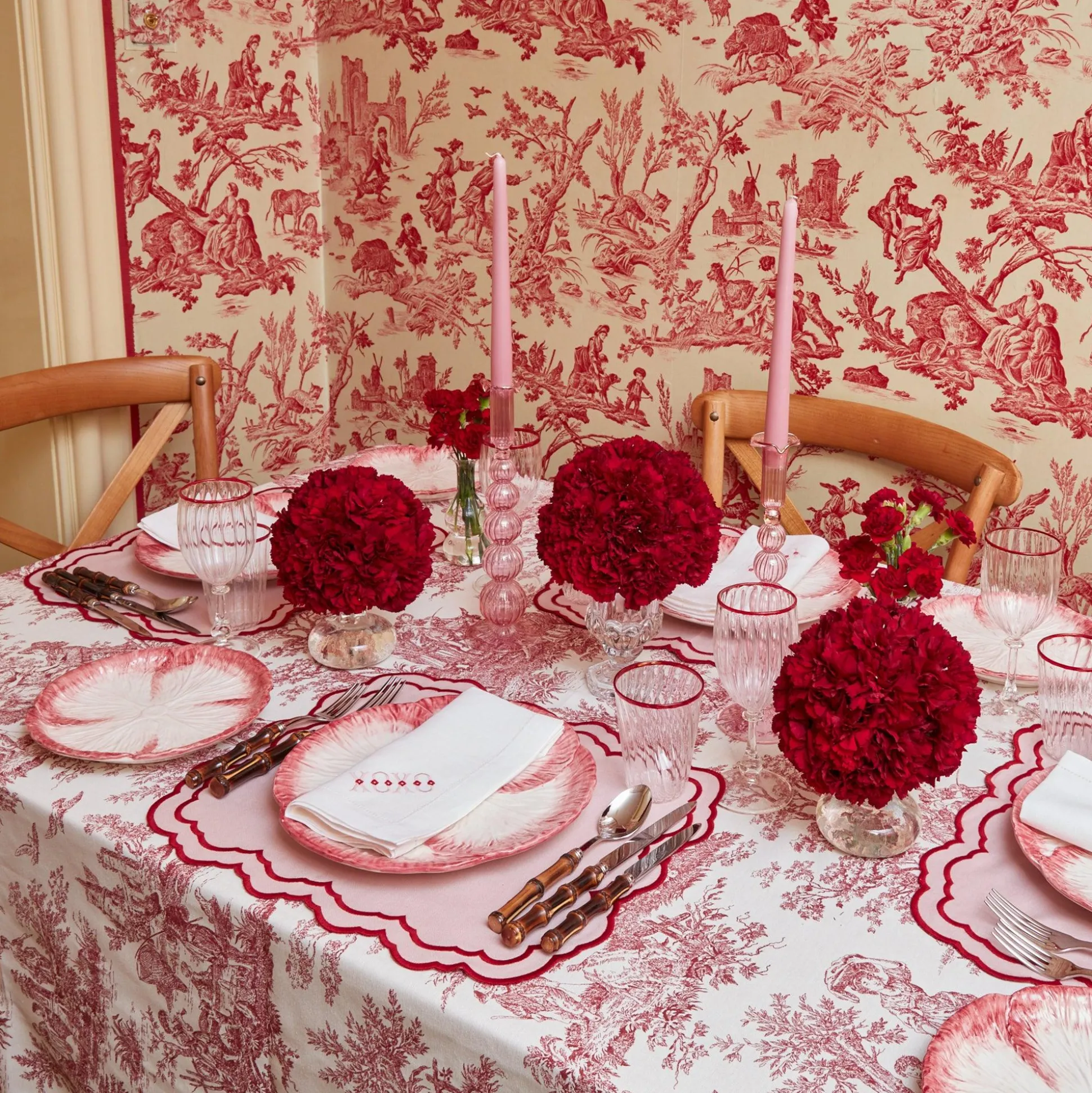 Pink Capri Lettuce Dinner Plate