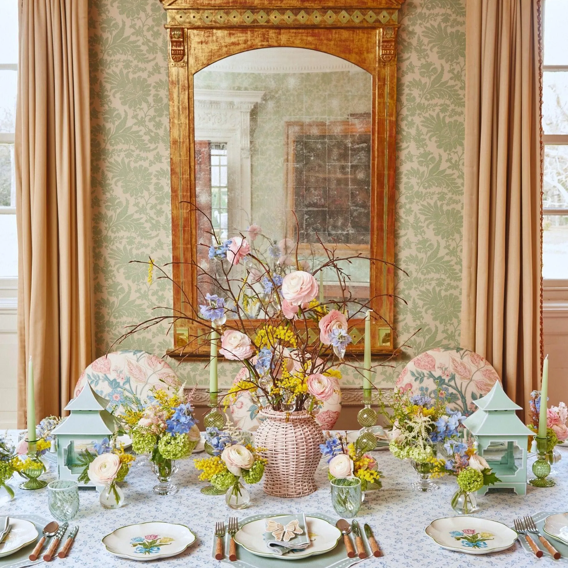 Pistachio Green Pagoda Lantern