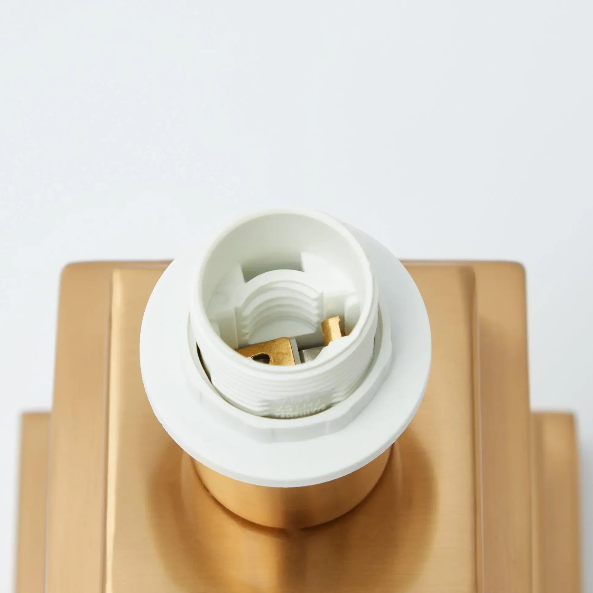 Rechargeable Lamp With Blue Lotus Lampshade