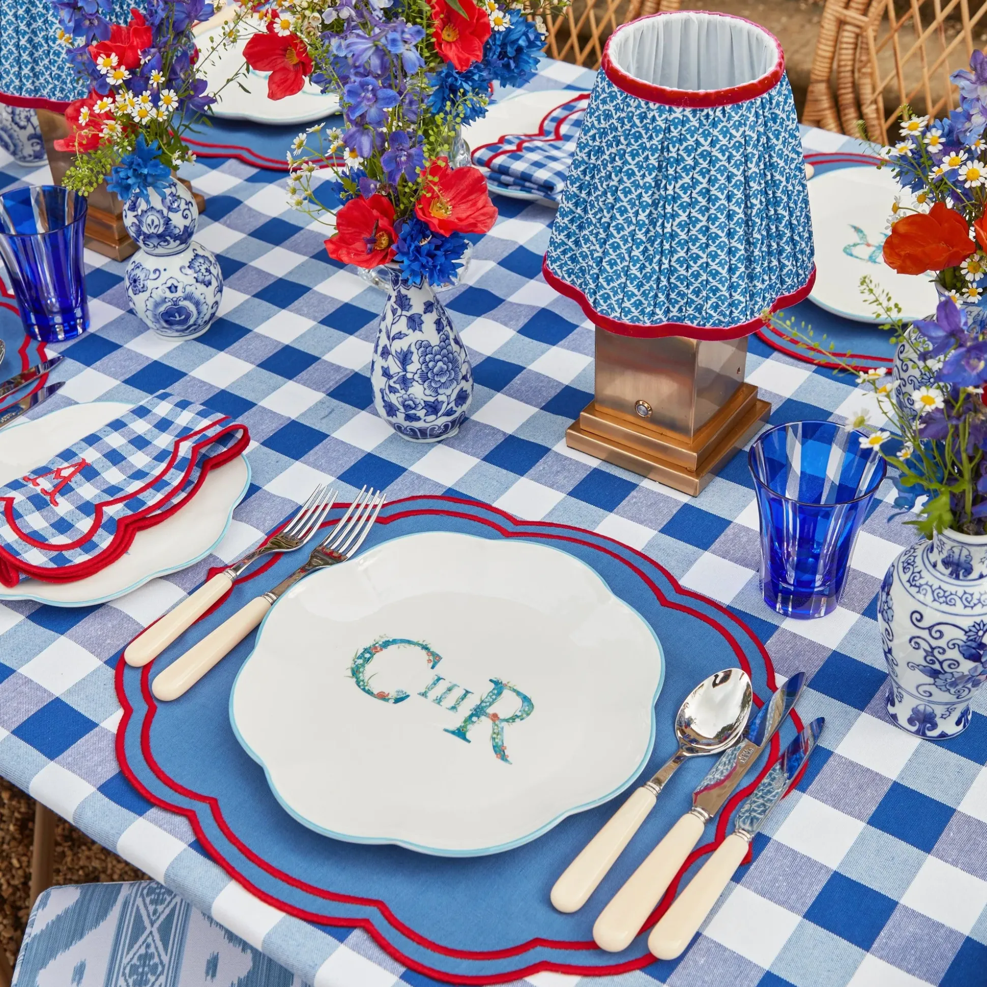 Rechargeable Lamp With Blue Lotus Lampshade