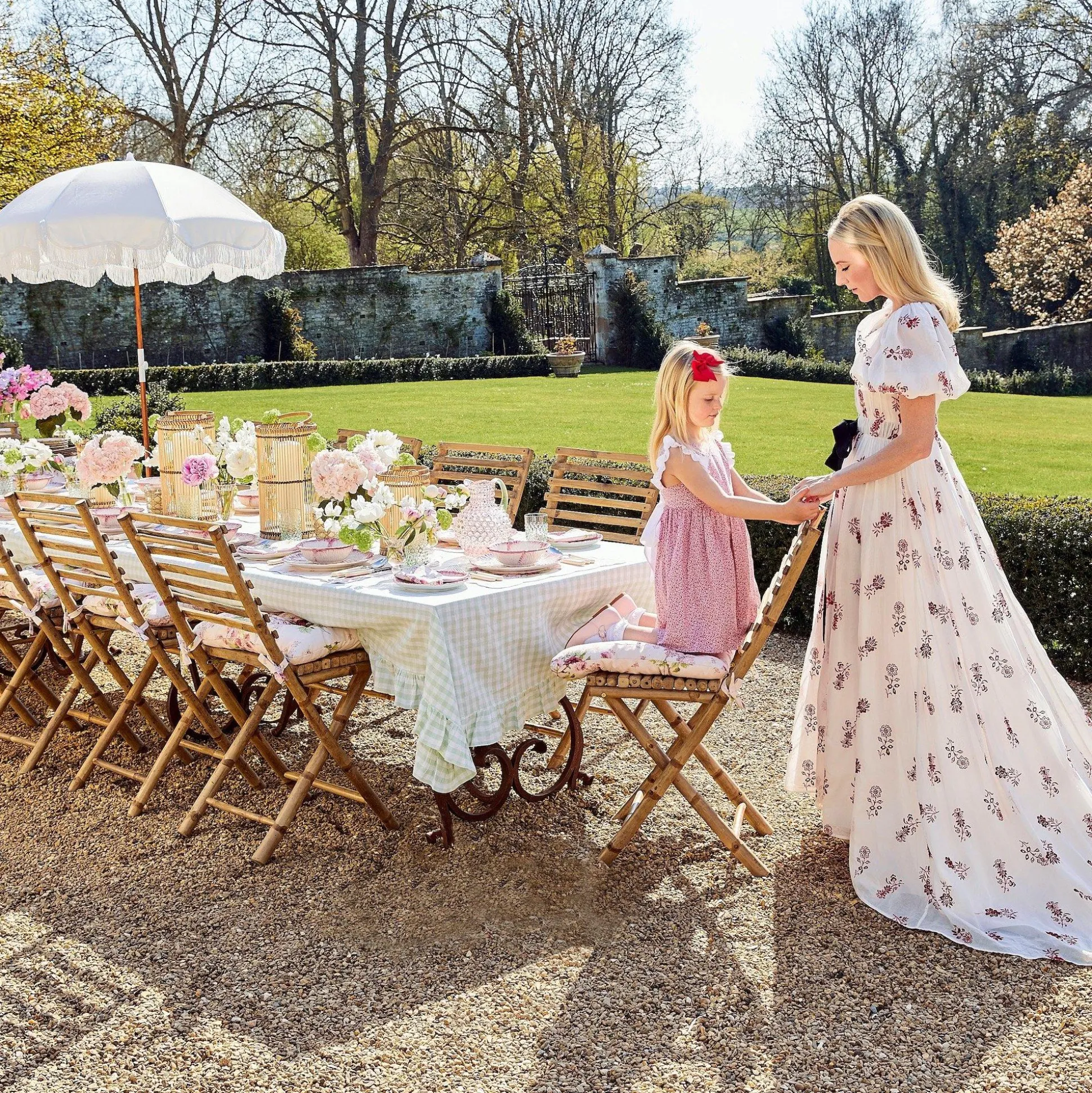 Rose Hobnail Jug With Emerald Handle & Glasses (Set Of 6)