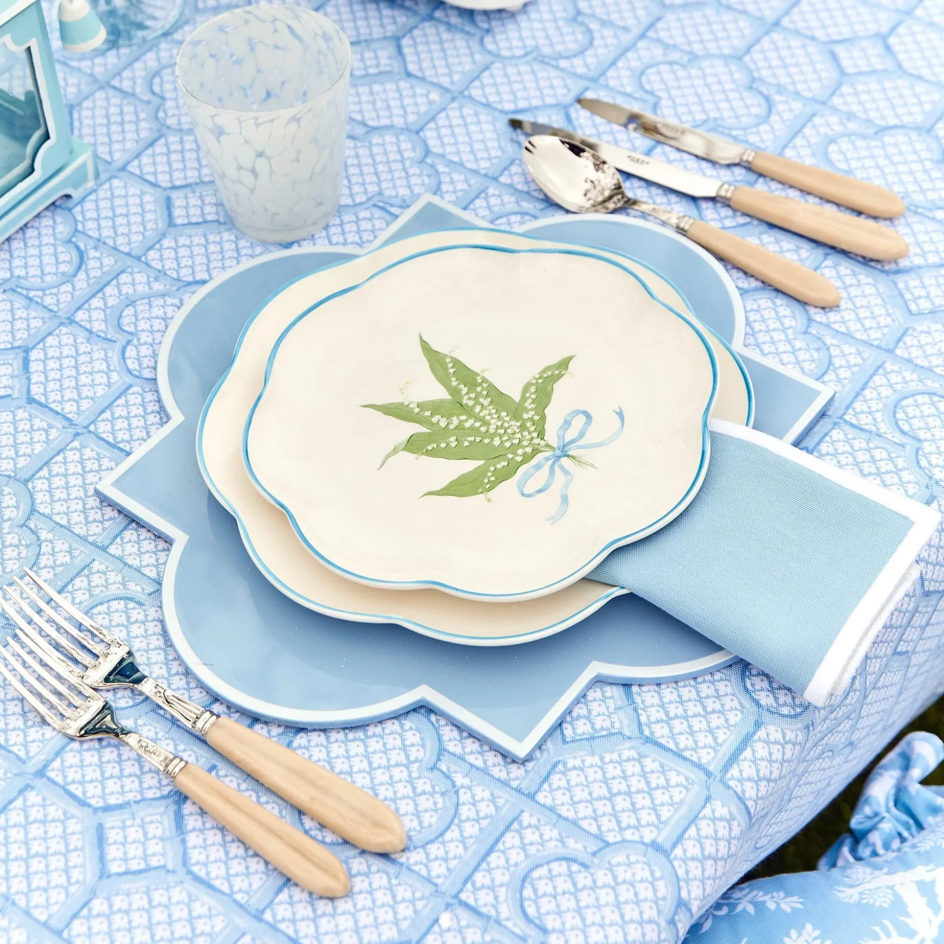 Scalloped Lily Of The Valley Starter Plate