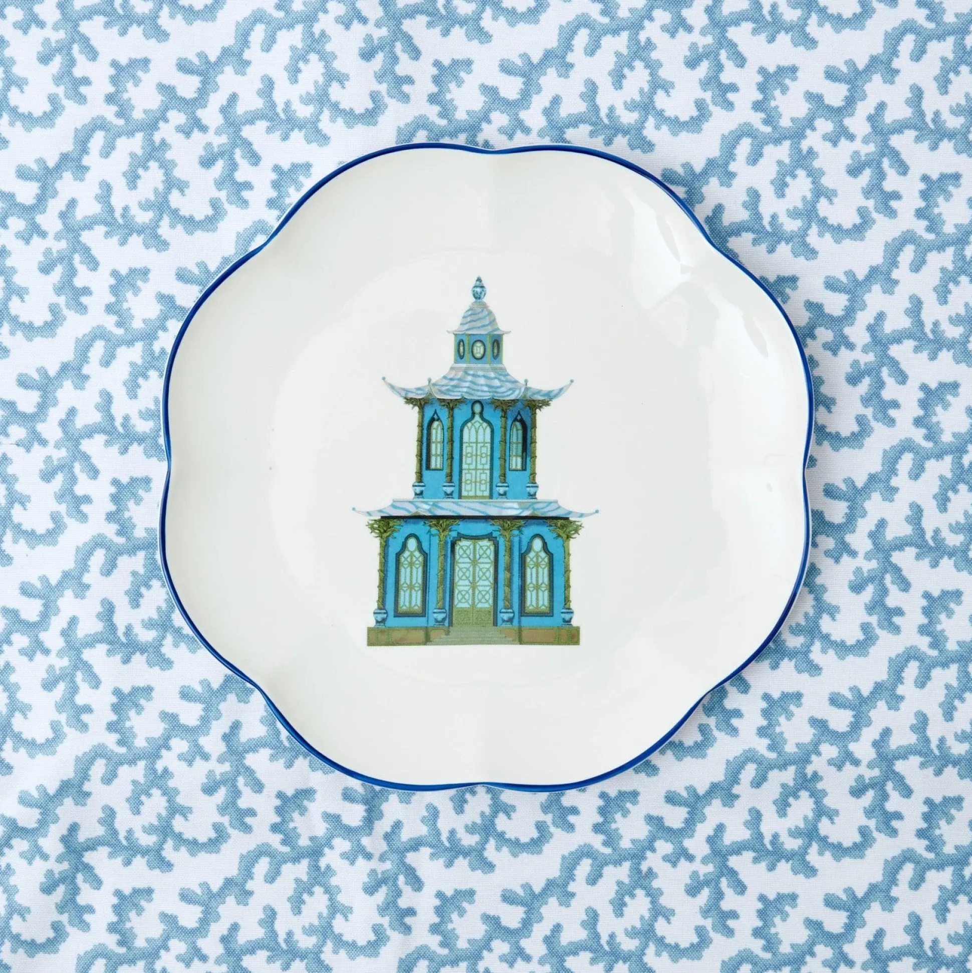 Scalloped Pagoda Dinner Plate
