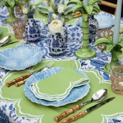 Serena Apple Green Scalloped Placemats (Set Of 4)