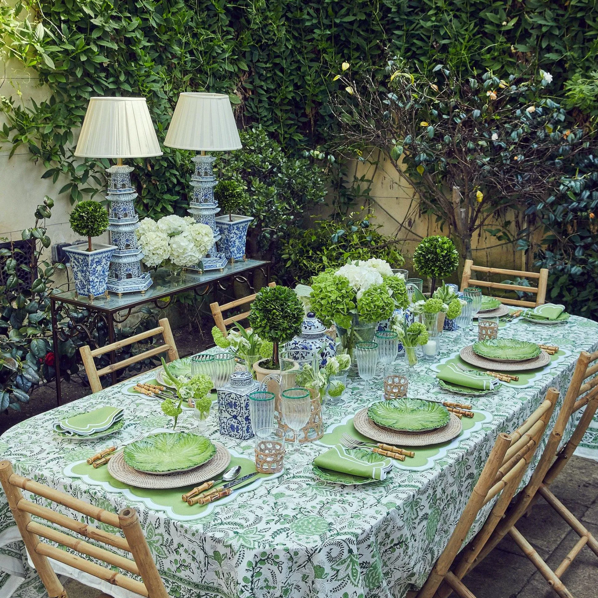 Serena Applique Green Napkins (Set Of 4)