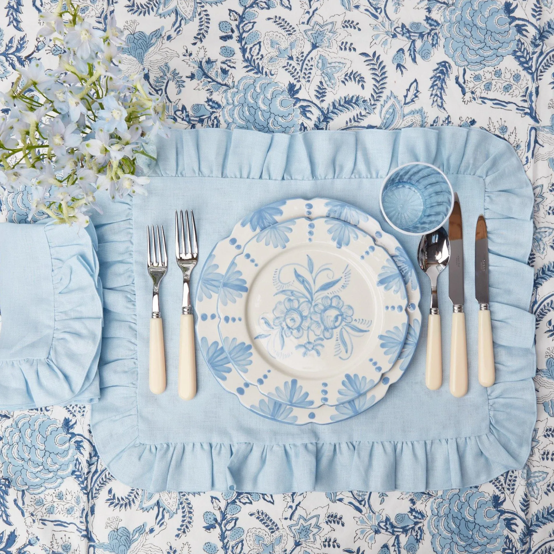 Seville Blue Gardenia Dinner Plate