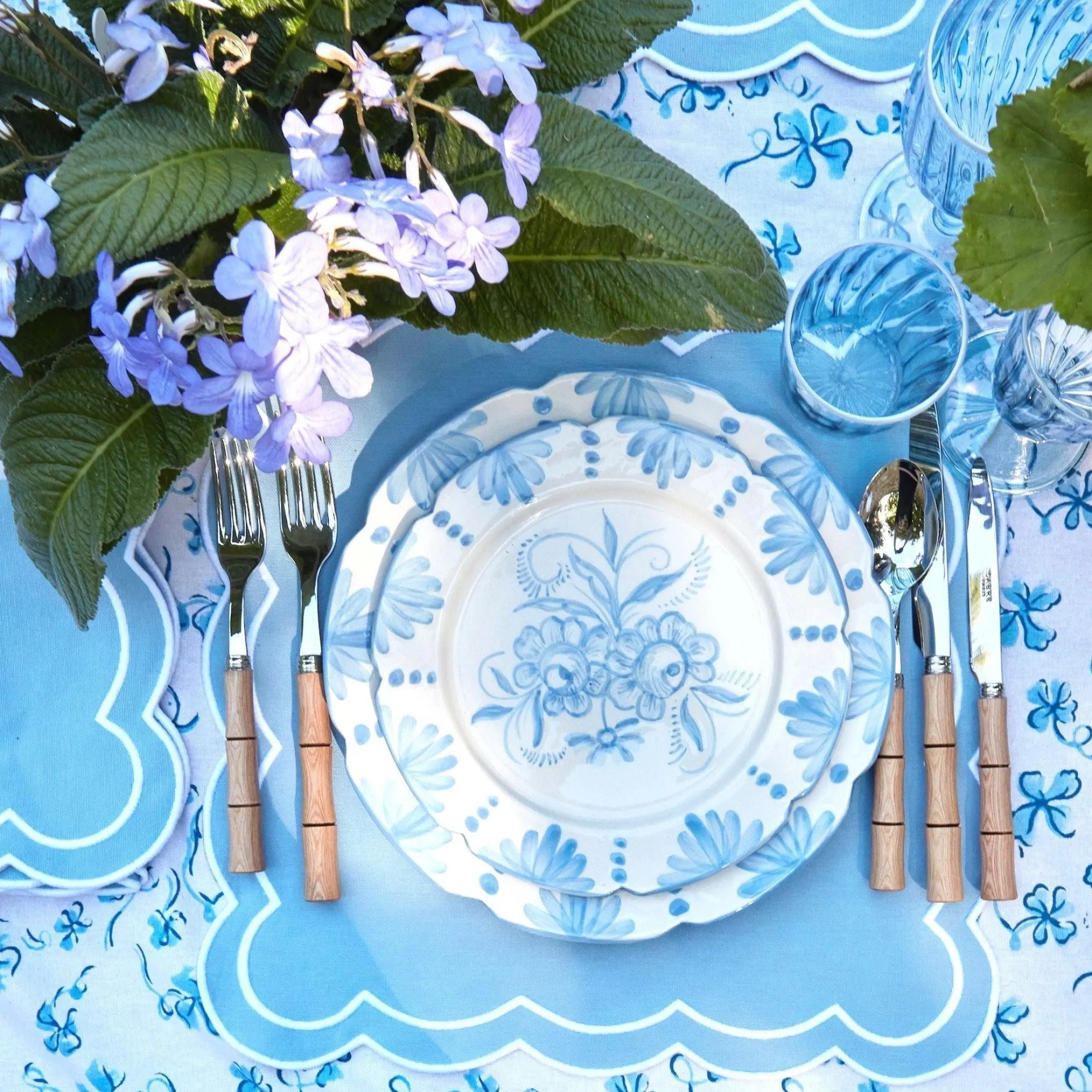 Seville Blue Gardenia Starter Plate (Set Of 4)