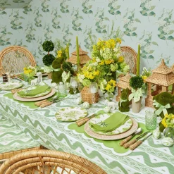 Seville Green Gardenia Dinner & Starter Plates (Set Of 8)