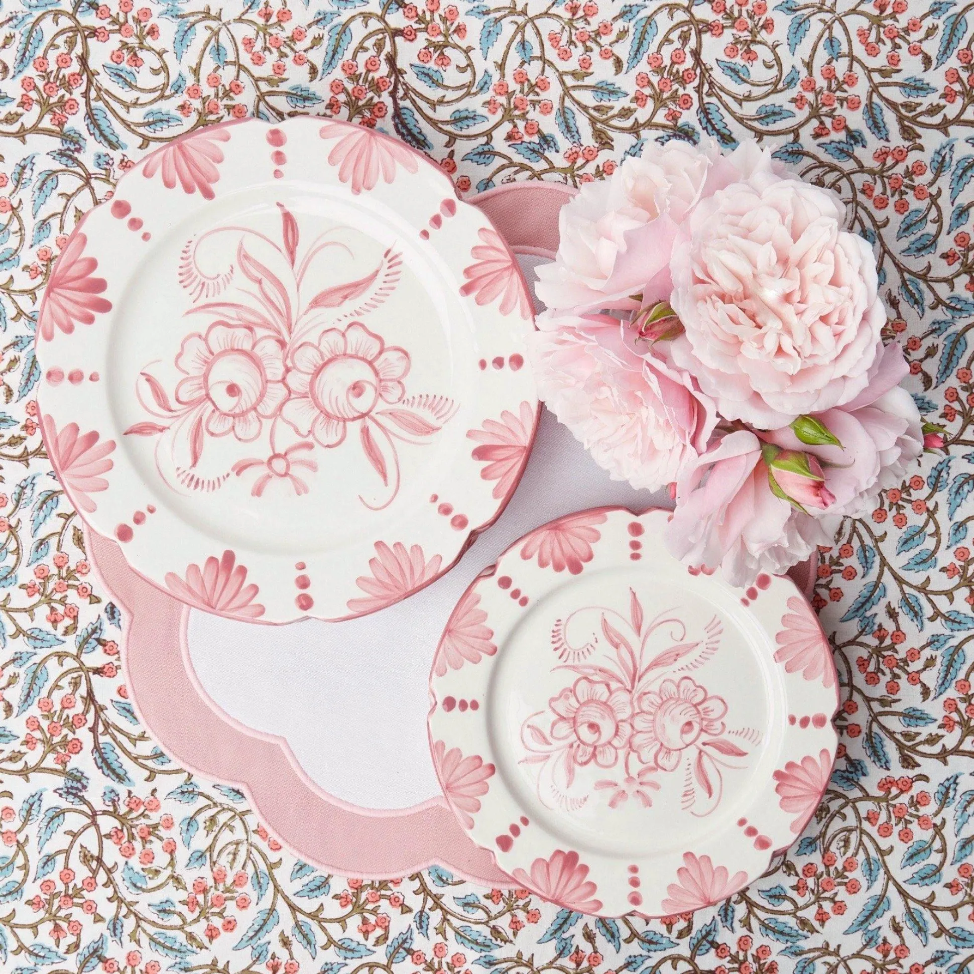 Seville Pink Gardenia Dinner Plate