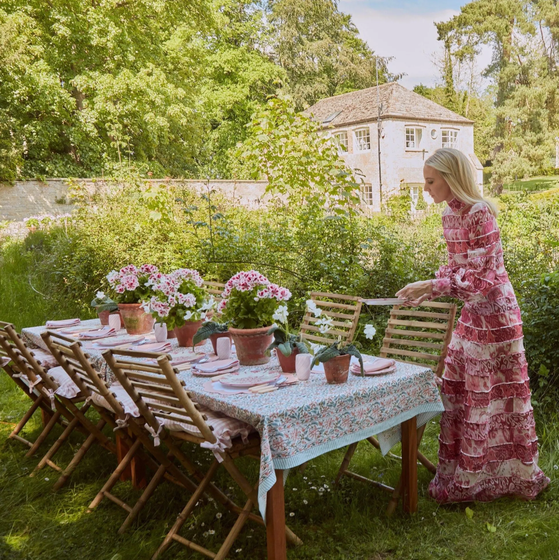 Seville Pink Gardenia Starter Plate (Set Of 4)