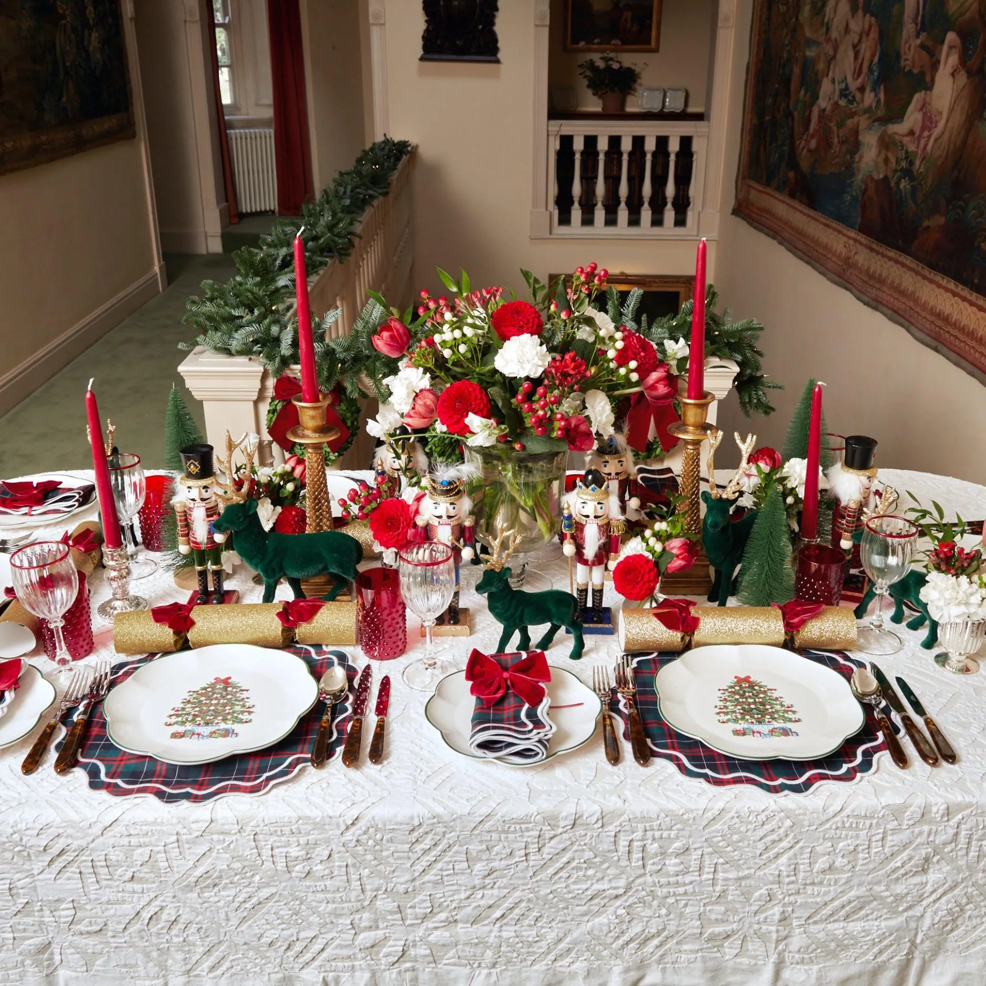 Snowflake Applique Tablecloth