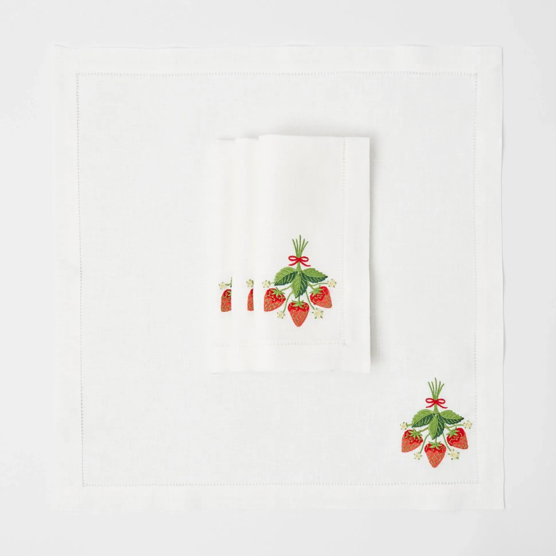 Strawberry White Linen Embroidered Napkins (Set Of 4)