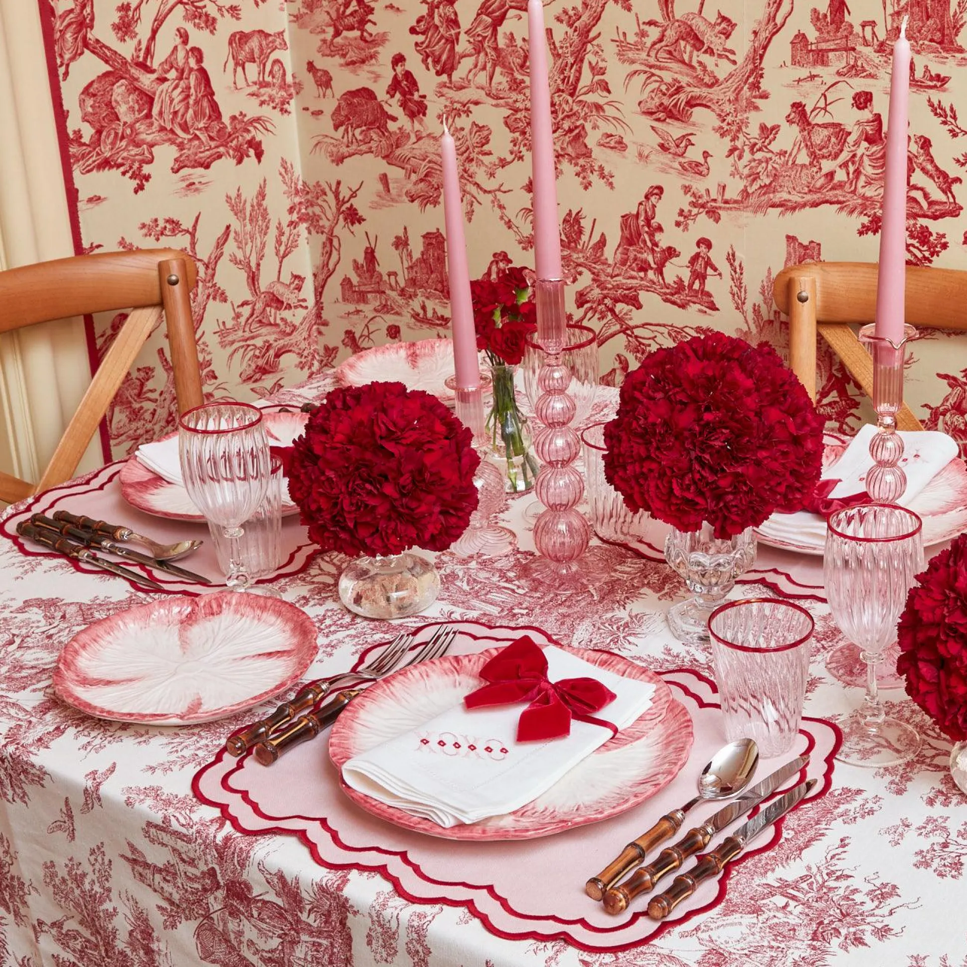 White Linen Xoxo Napkins (Set Of 4)