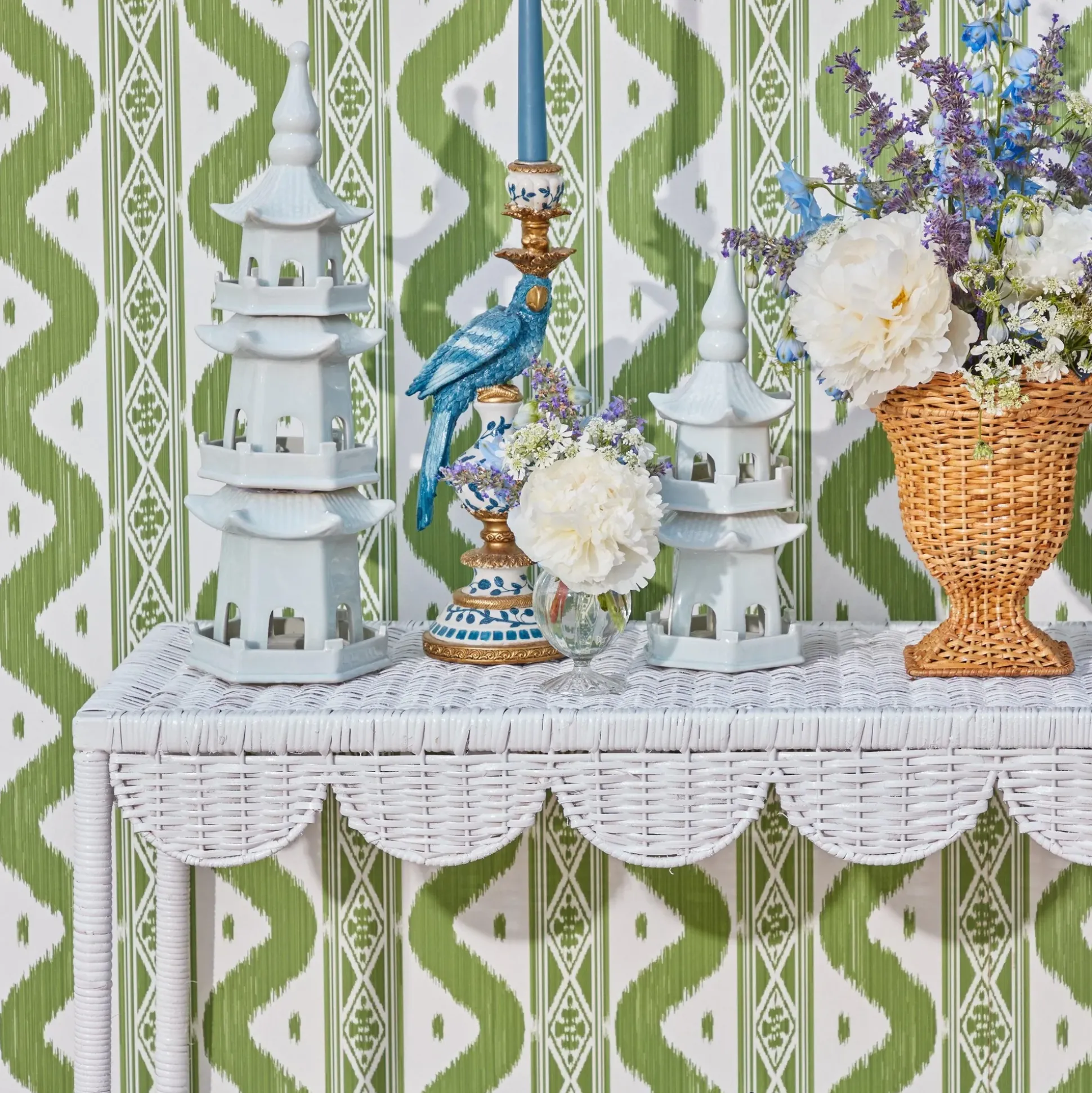 White Porcelain Pagoda