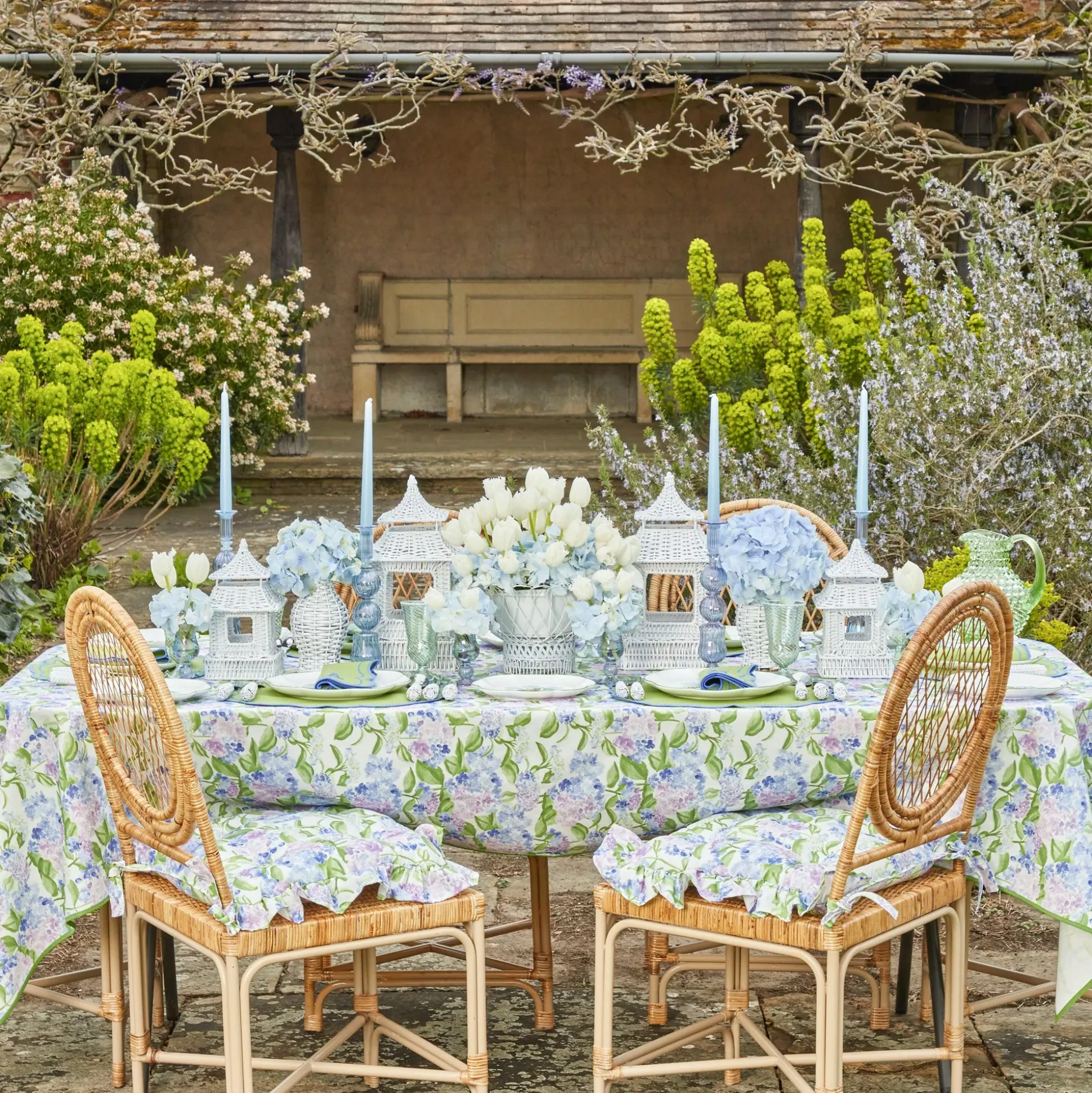 White Rattan Decoration Set