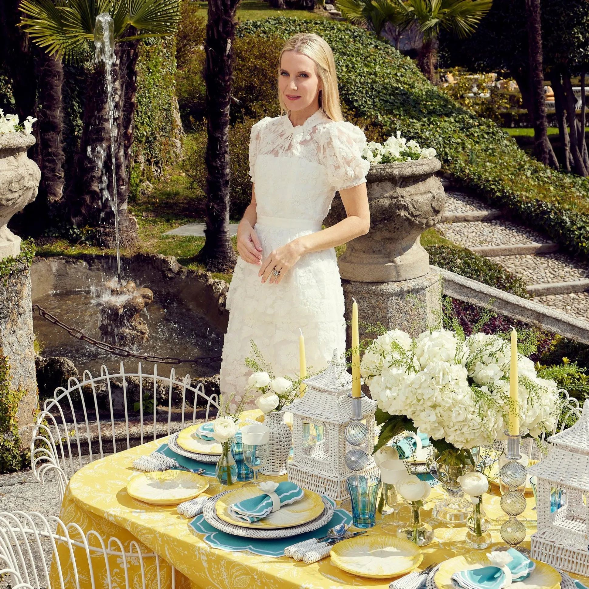 White Rattan Pagoda Lantern