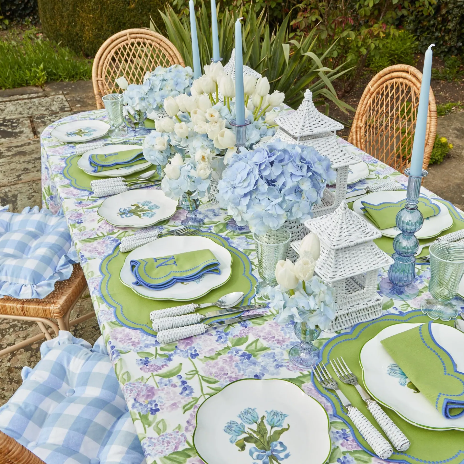 White Rattan Pagoda Lantern Set