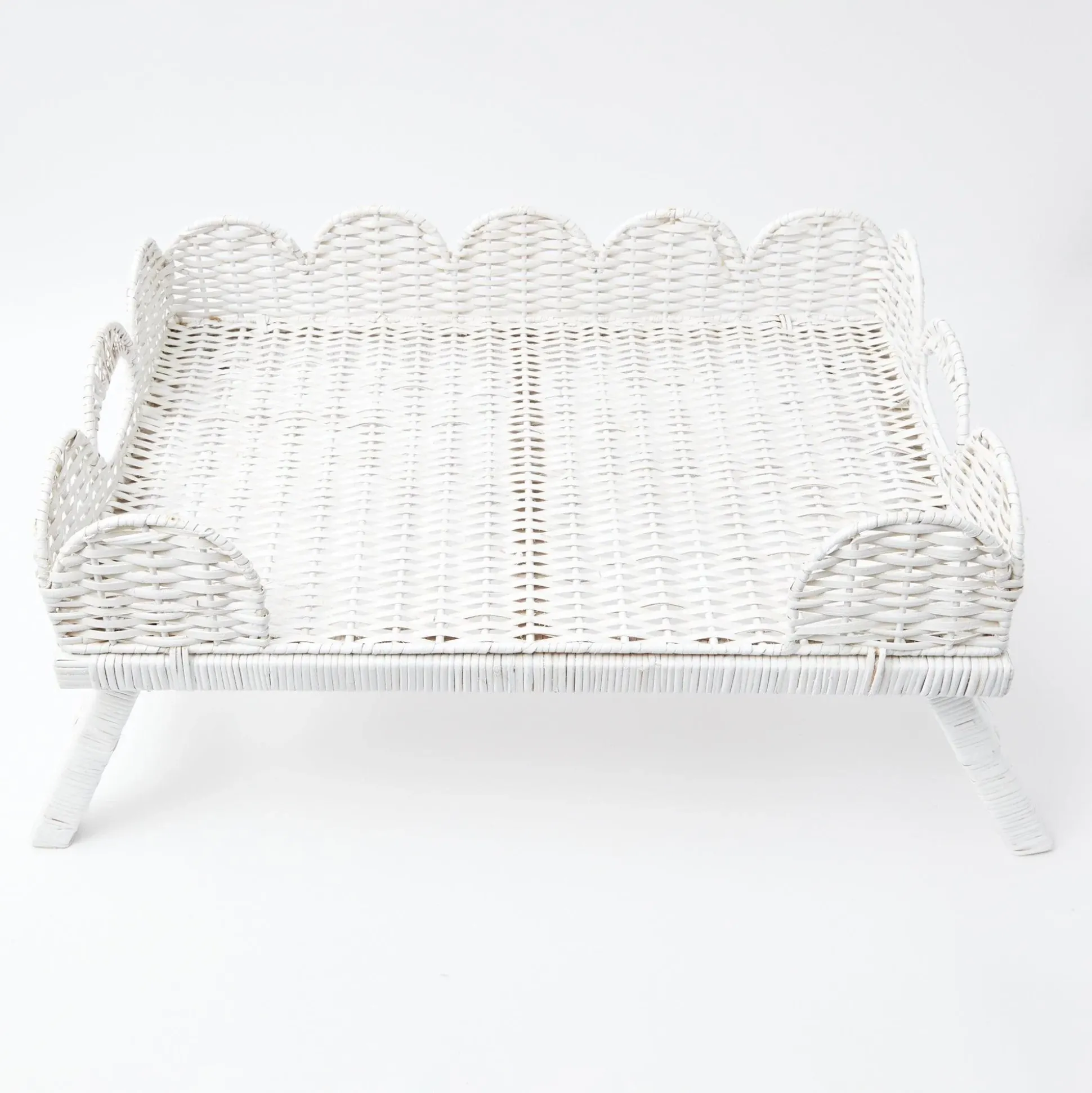 White Scalloped Rattan Breakfast Tray